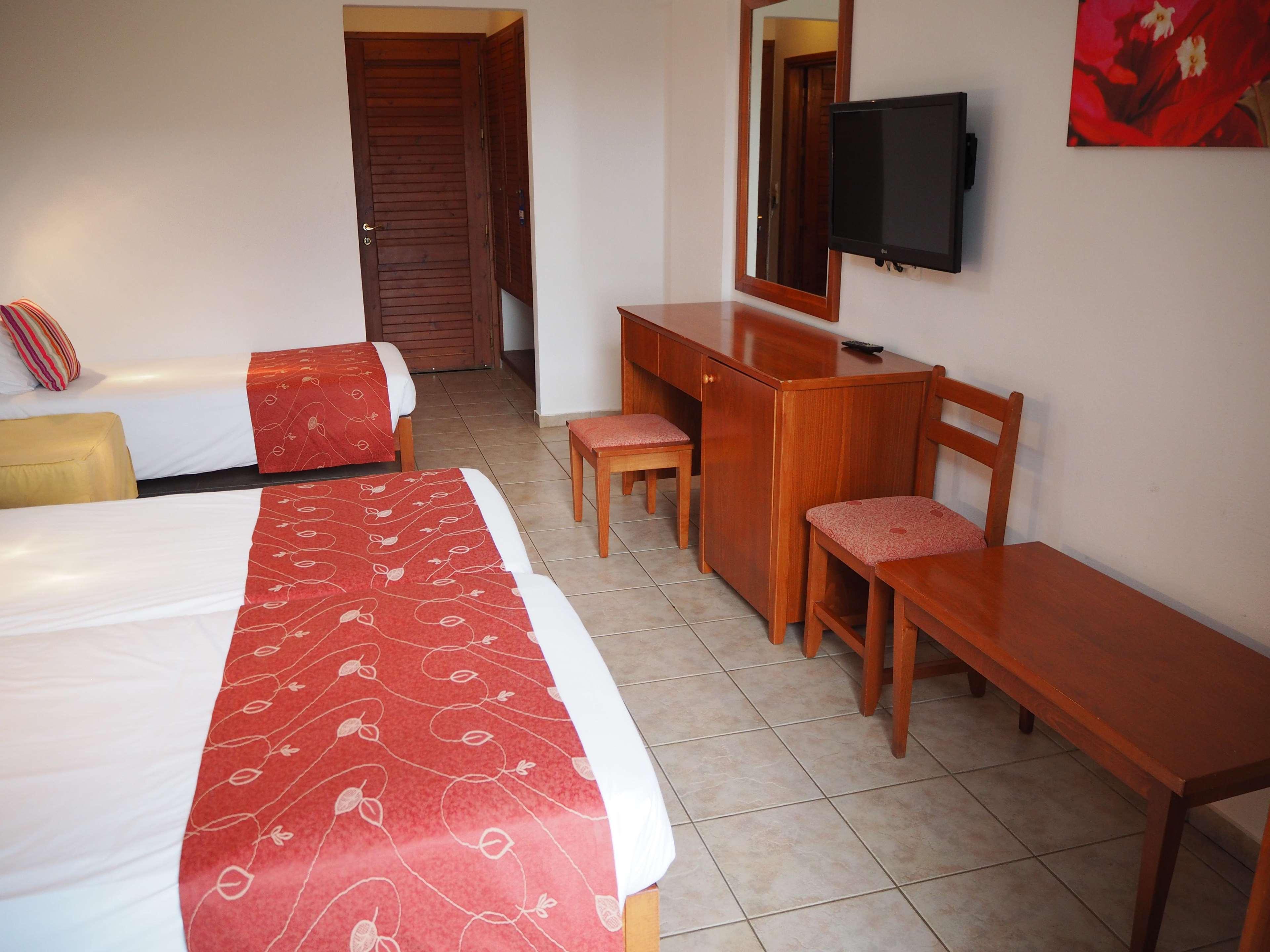 Hotel Cooee Kyknos Beach Hotel & Bungalows 4*