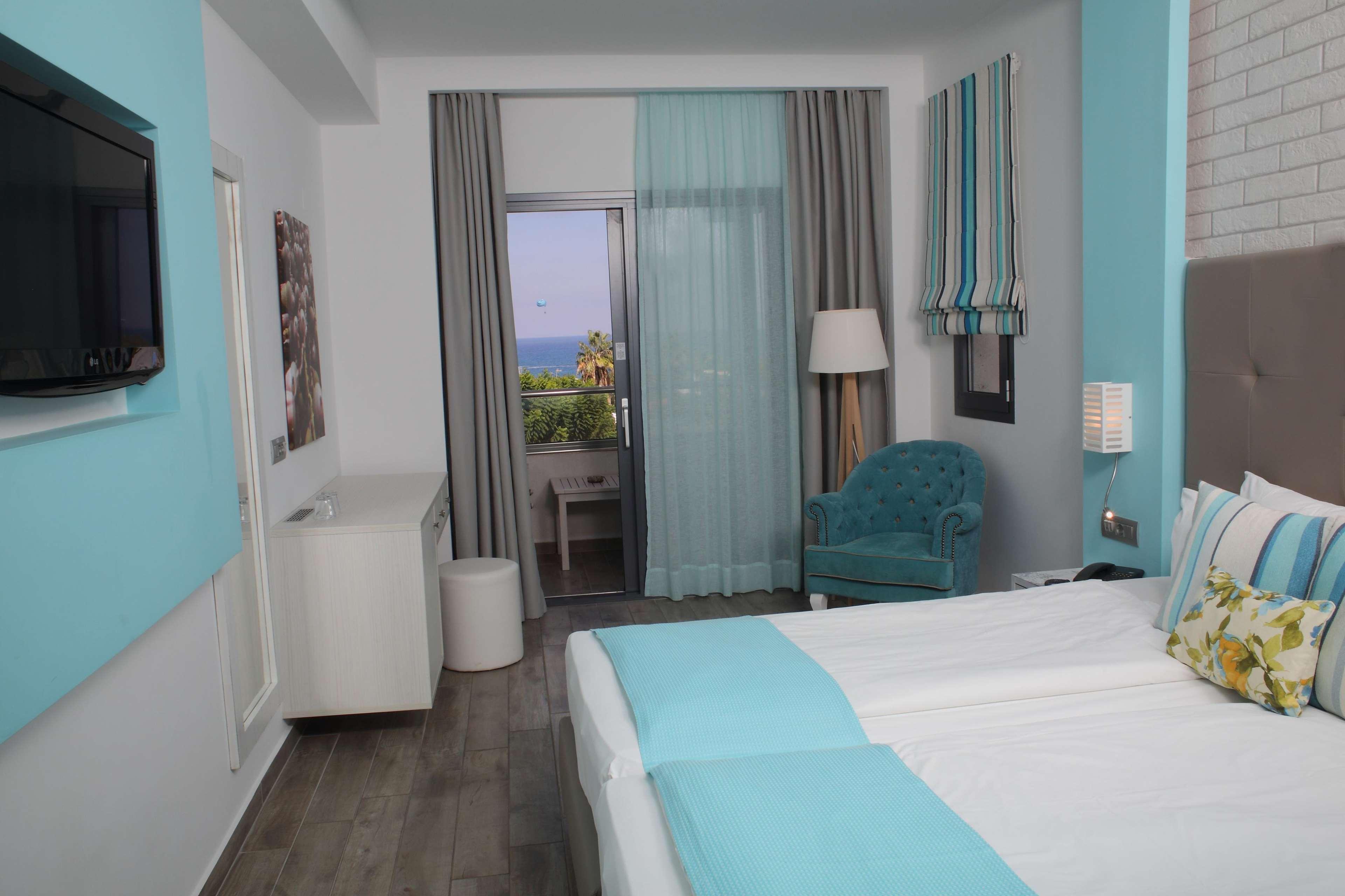 Hotel Cooee Kyknos Beach Hotel & Bungalows 4*