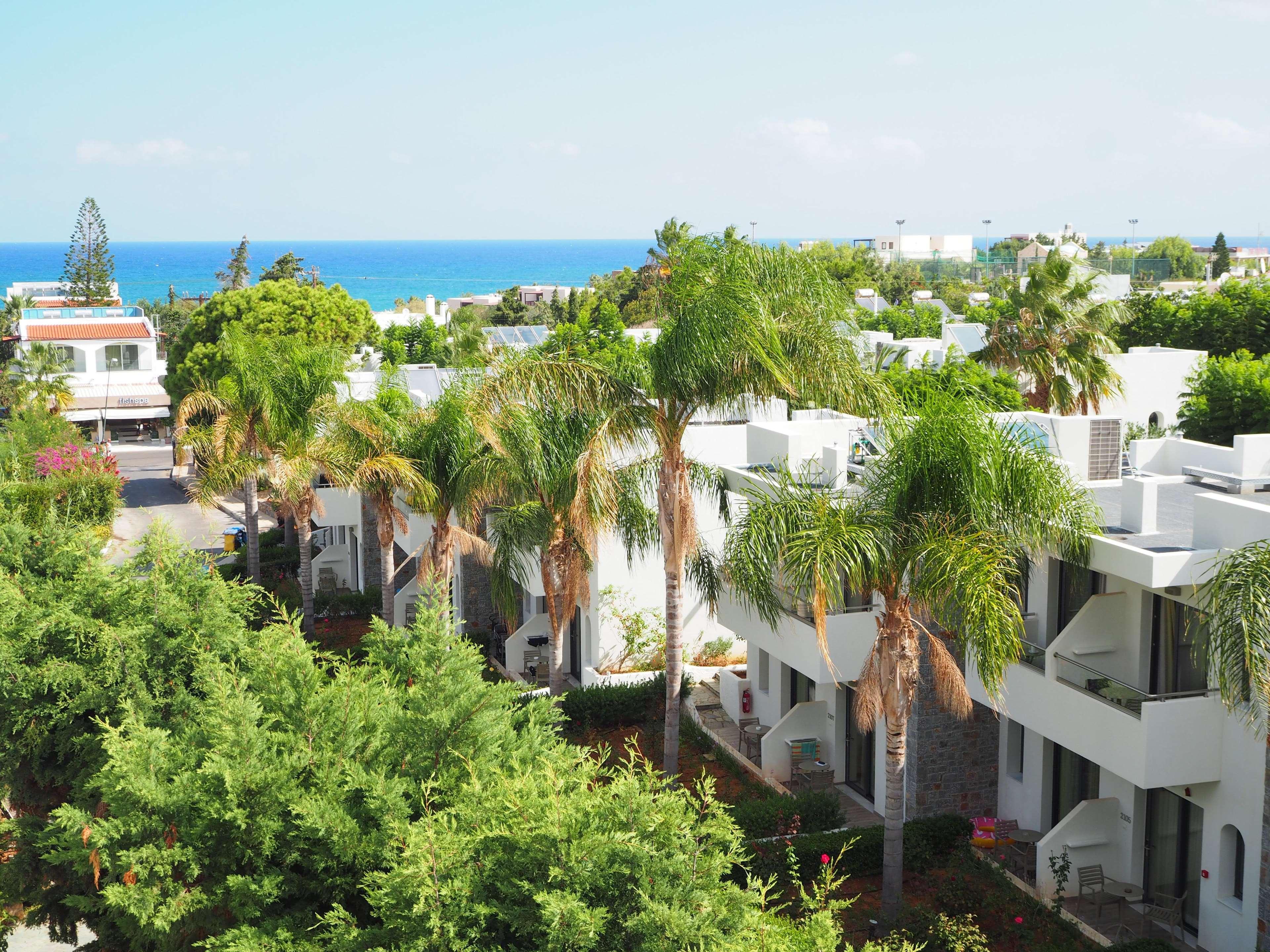 Cooee Kyknos Beach Hotel & Bungalows 4*
