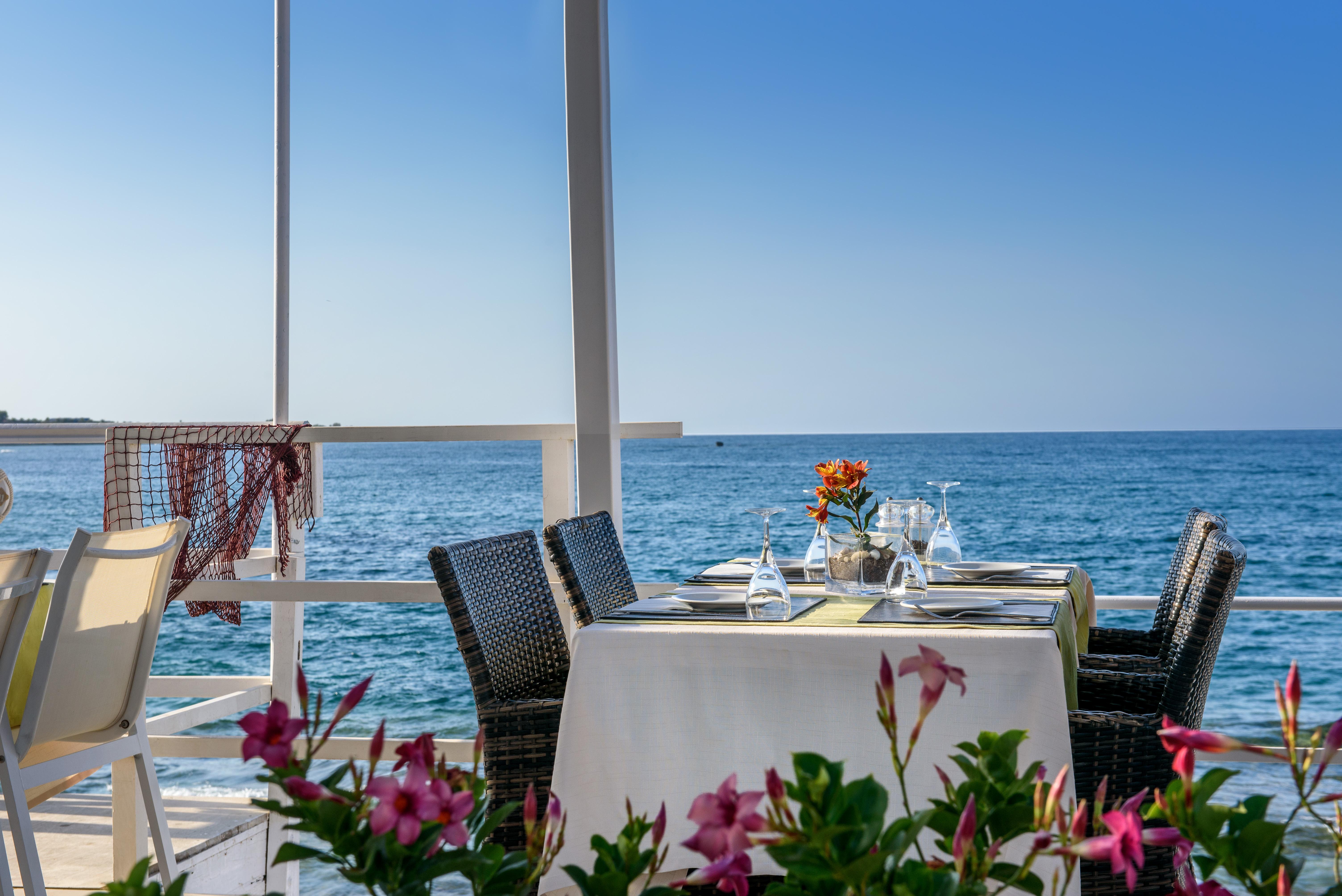 Alia By Estia Hotel Hersonissos (Crete)