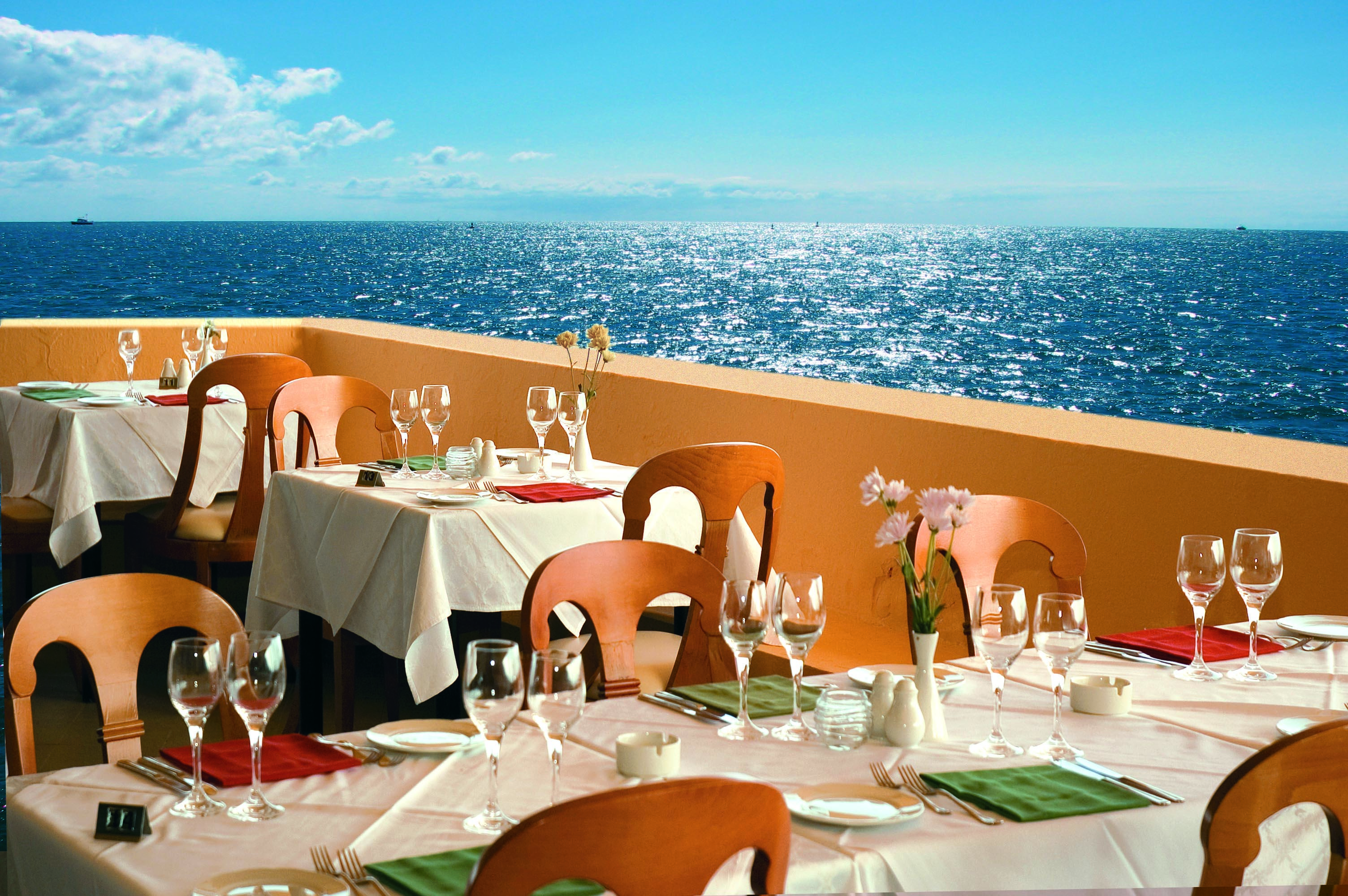 Hotel Sunshine Corfu And 4*