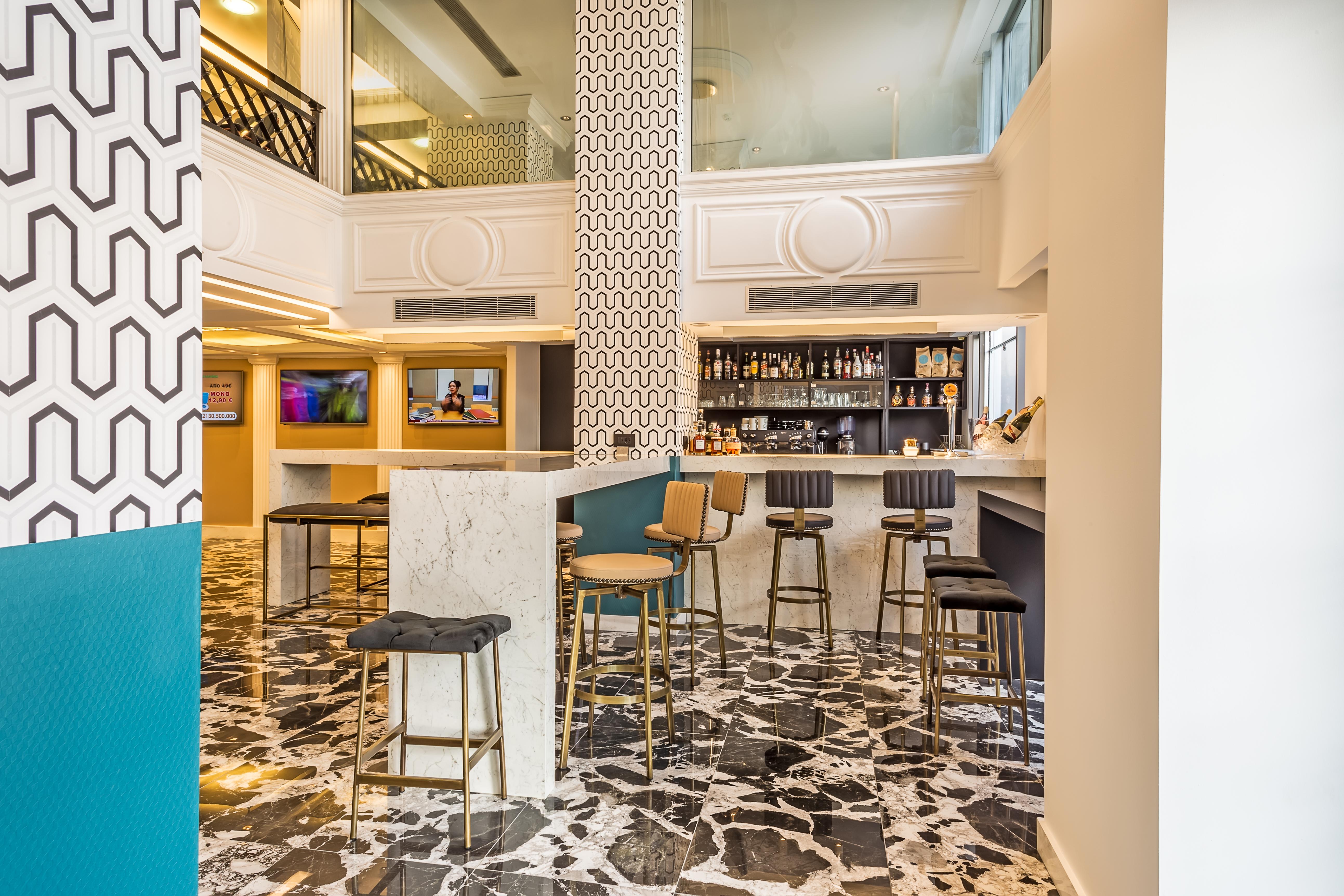 Airotel Stratos Vassilikos 4* Athens