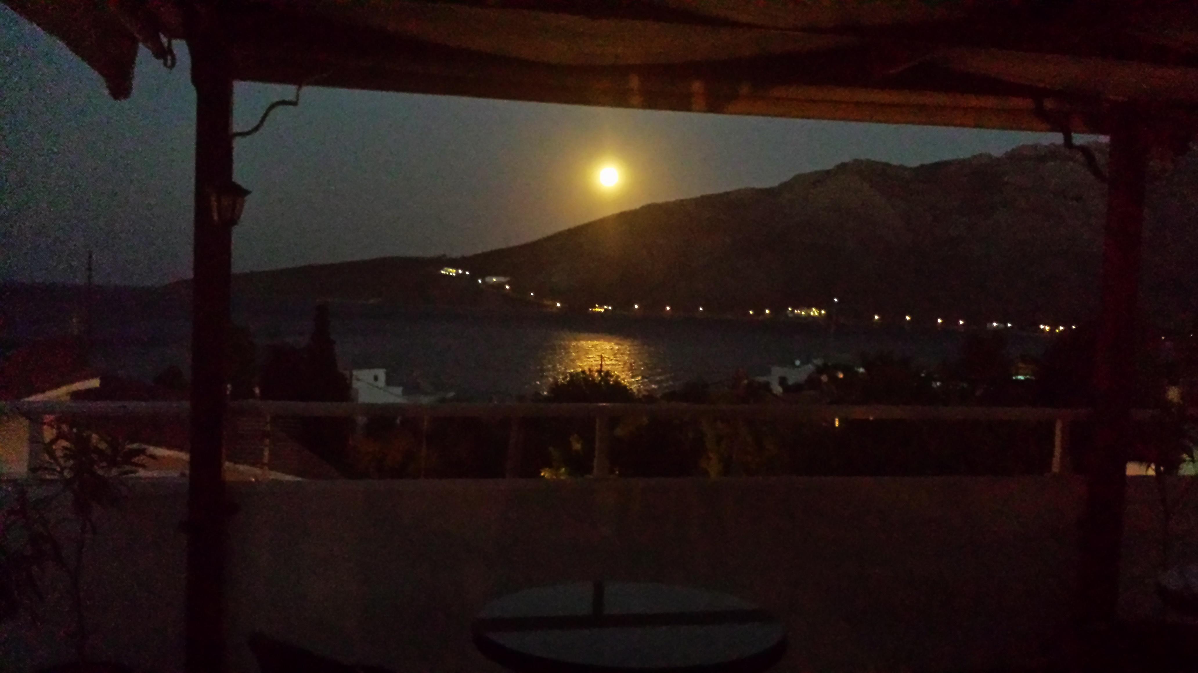 Apollo * Livadia (Tilos)