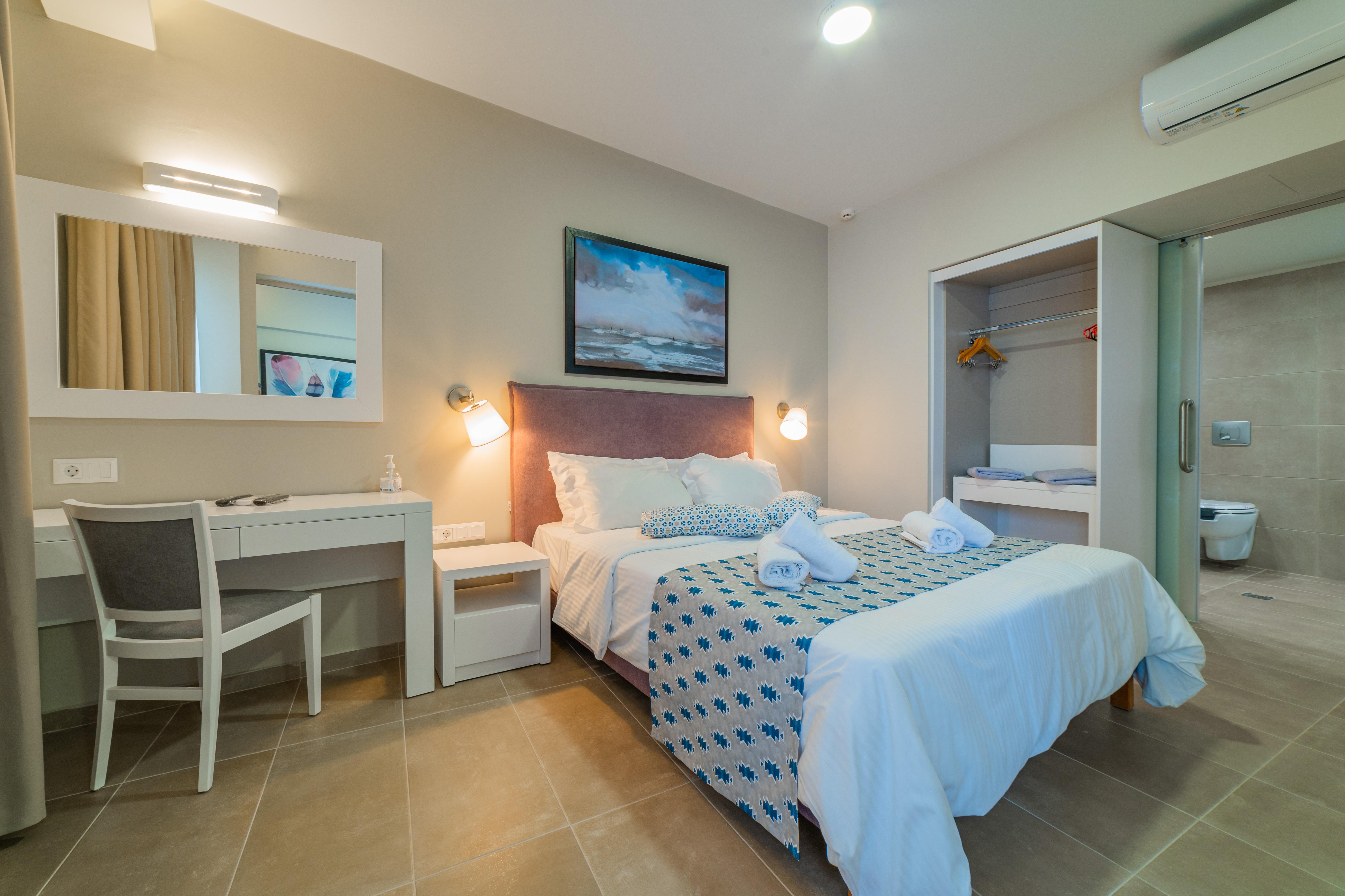 Bio & Rethymno (Crete)