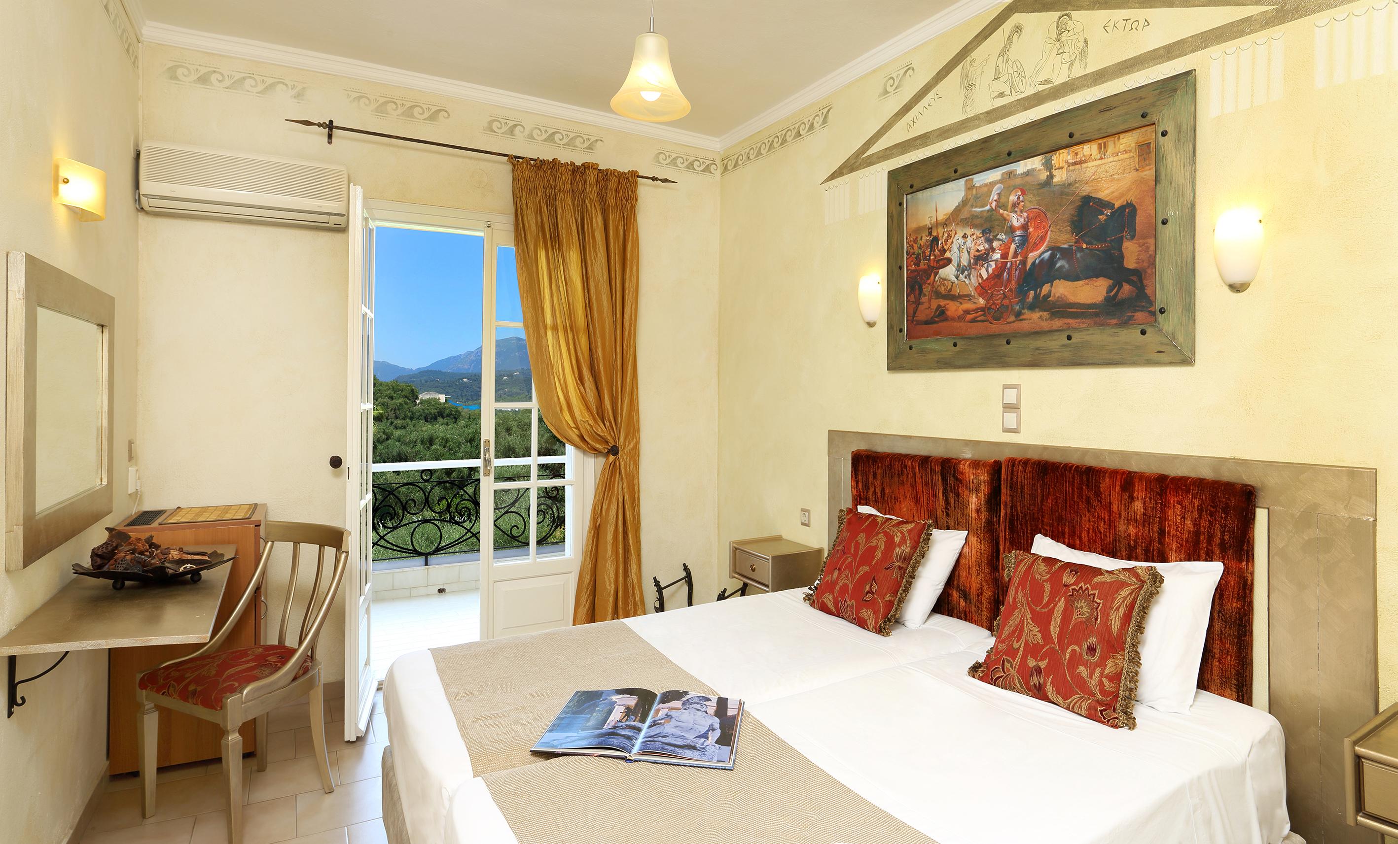 Nefeli Hotel 3*