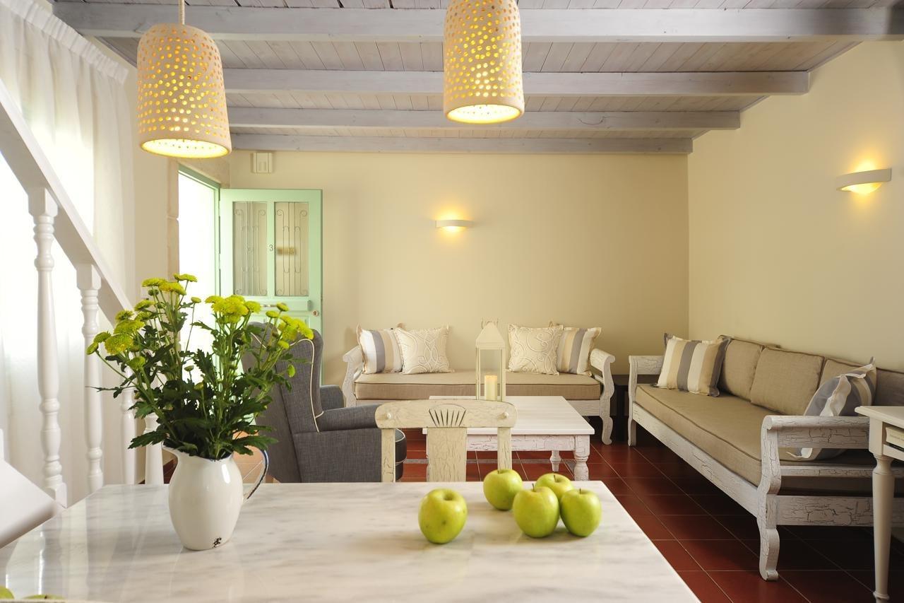 Hotel Mythos Boutique 4*