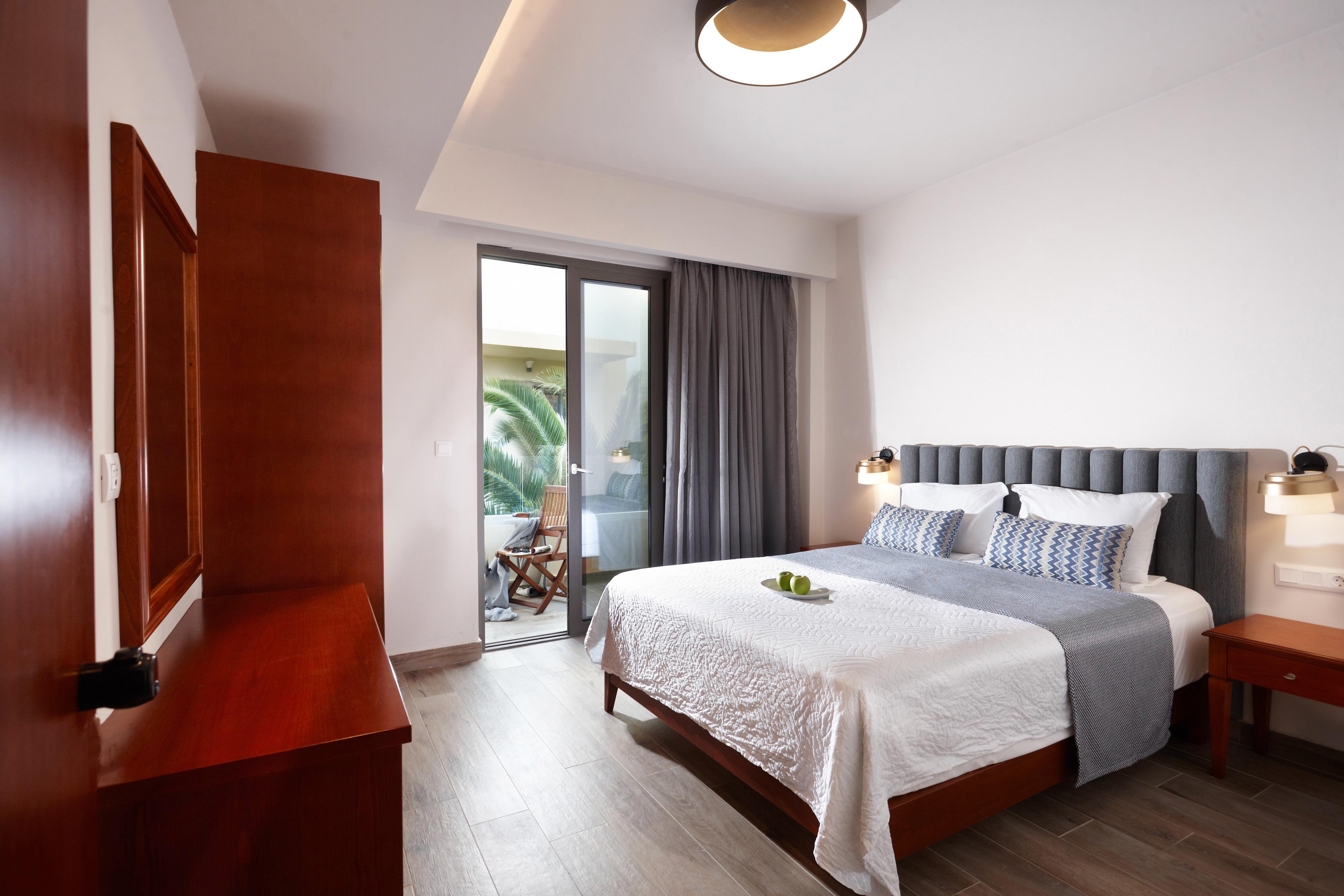 Anna's House Aparthotel