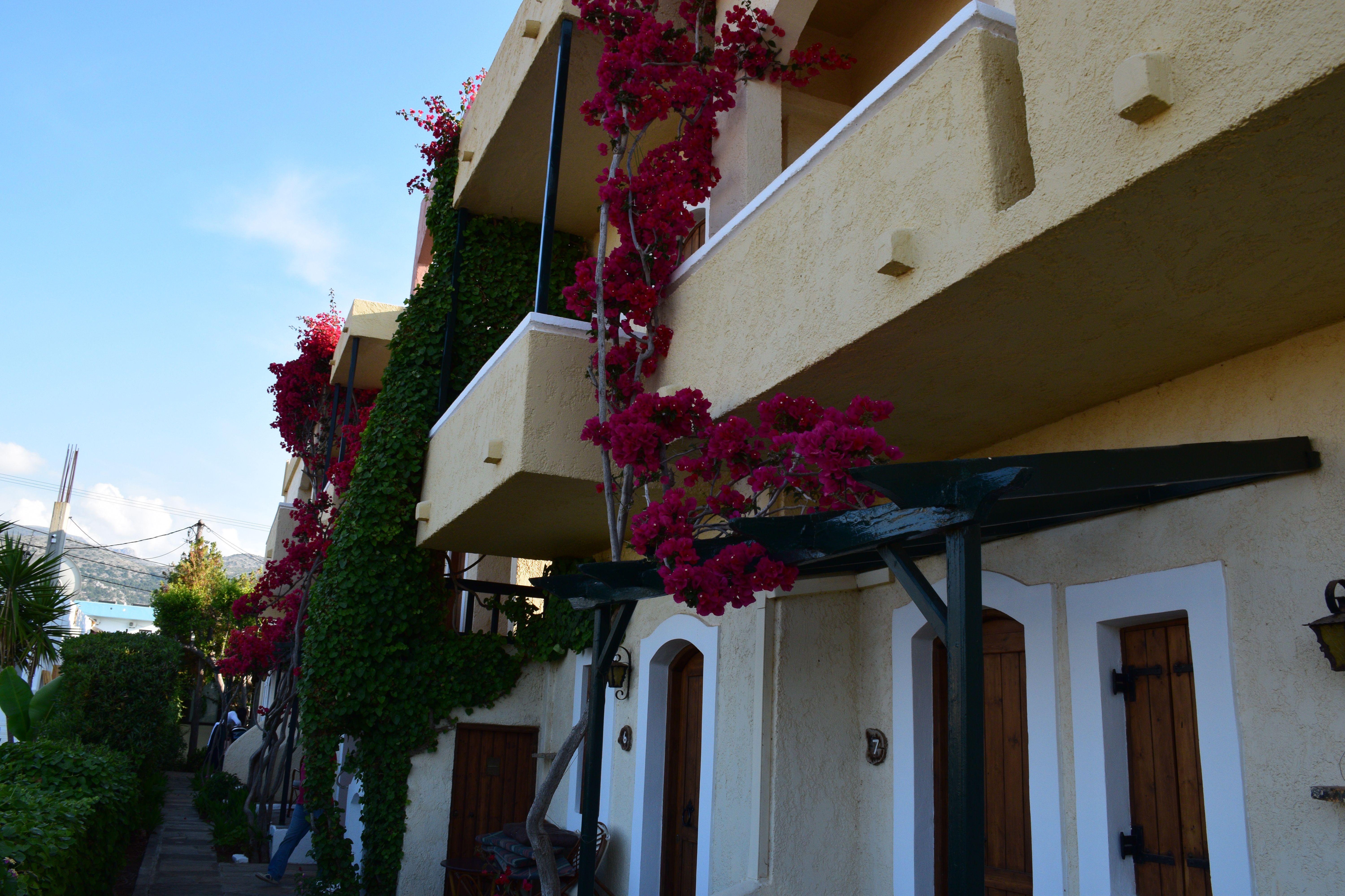 Mila Aparthotel