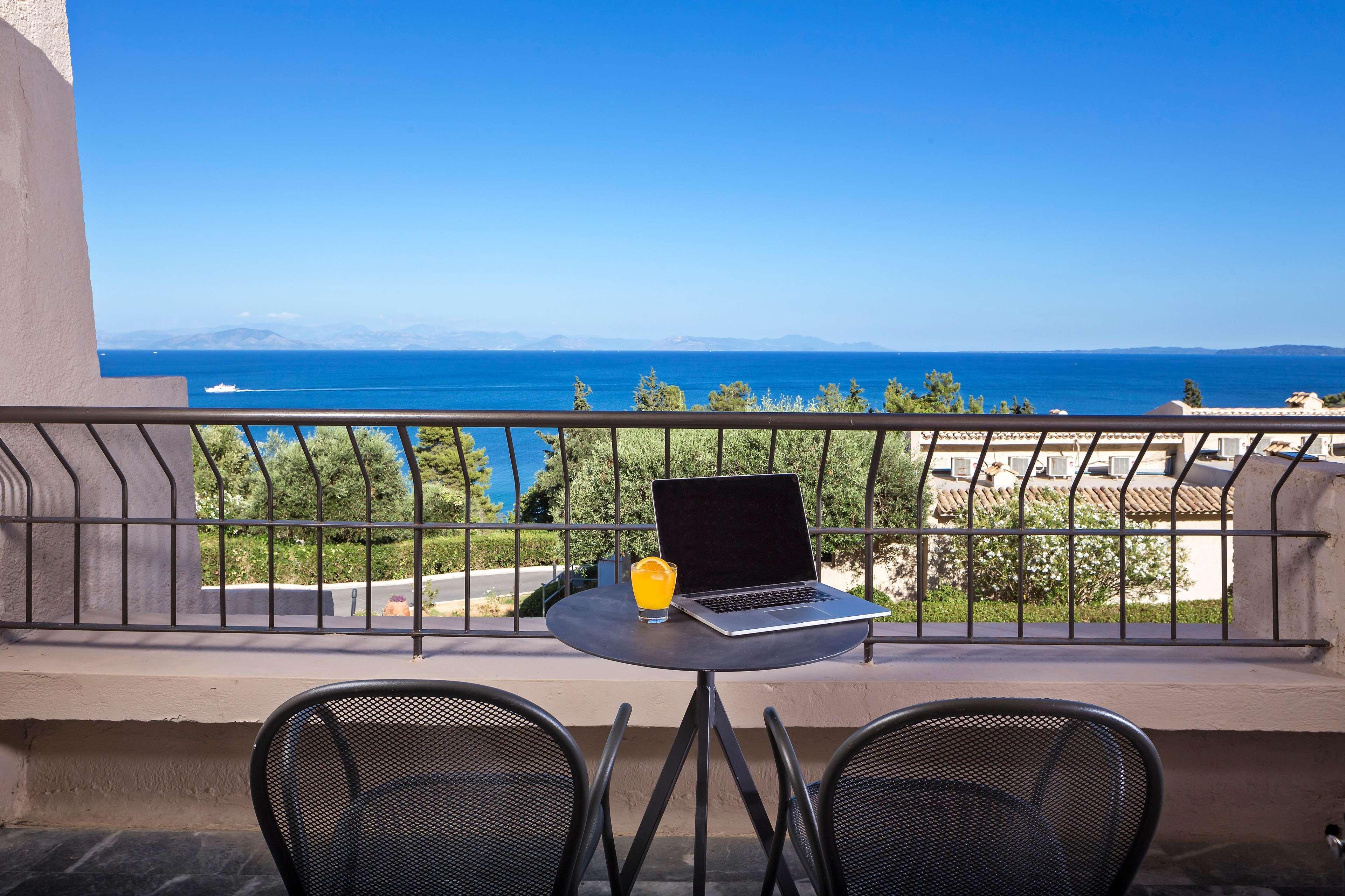 Aeolos Resort