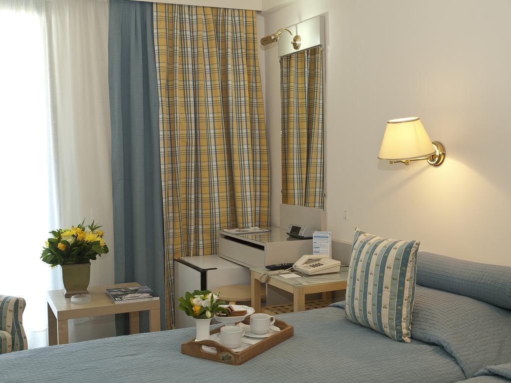 The Park Hotel Piraeus