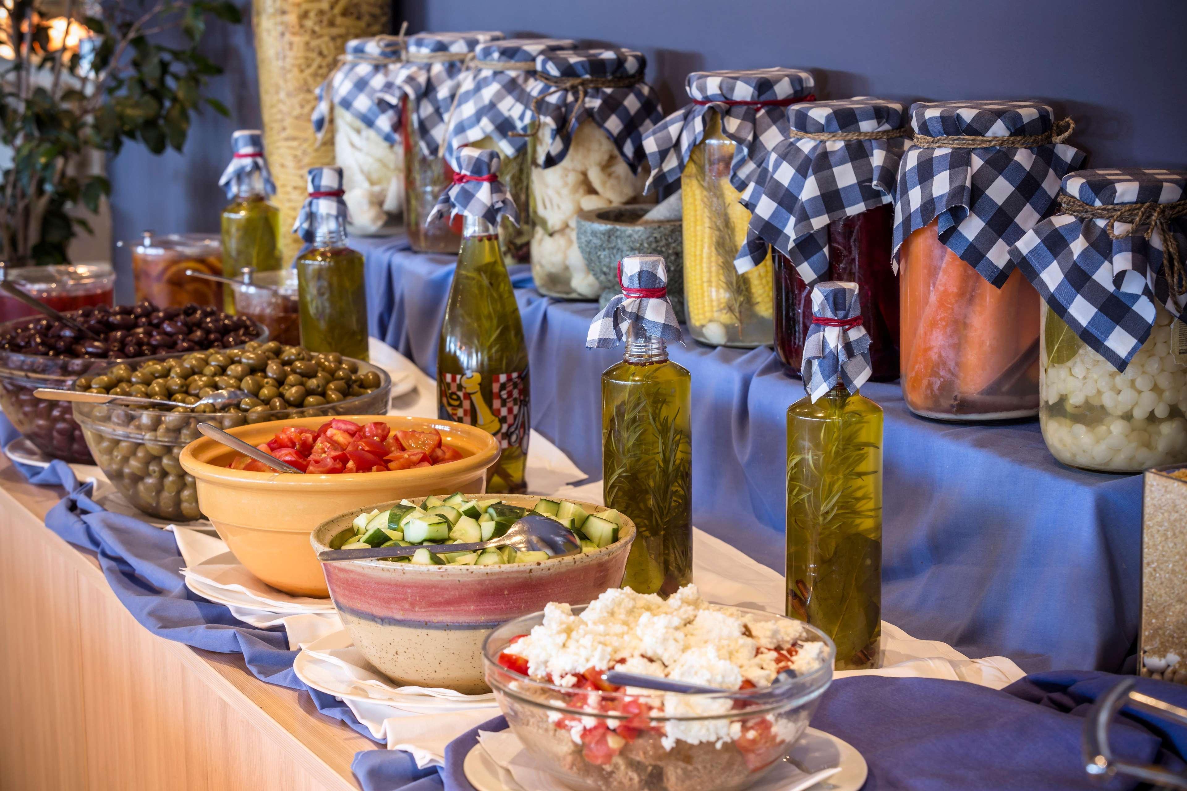 Aeolos Resort Gastouri (Corfu)