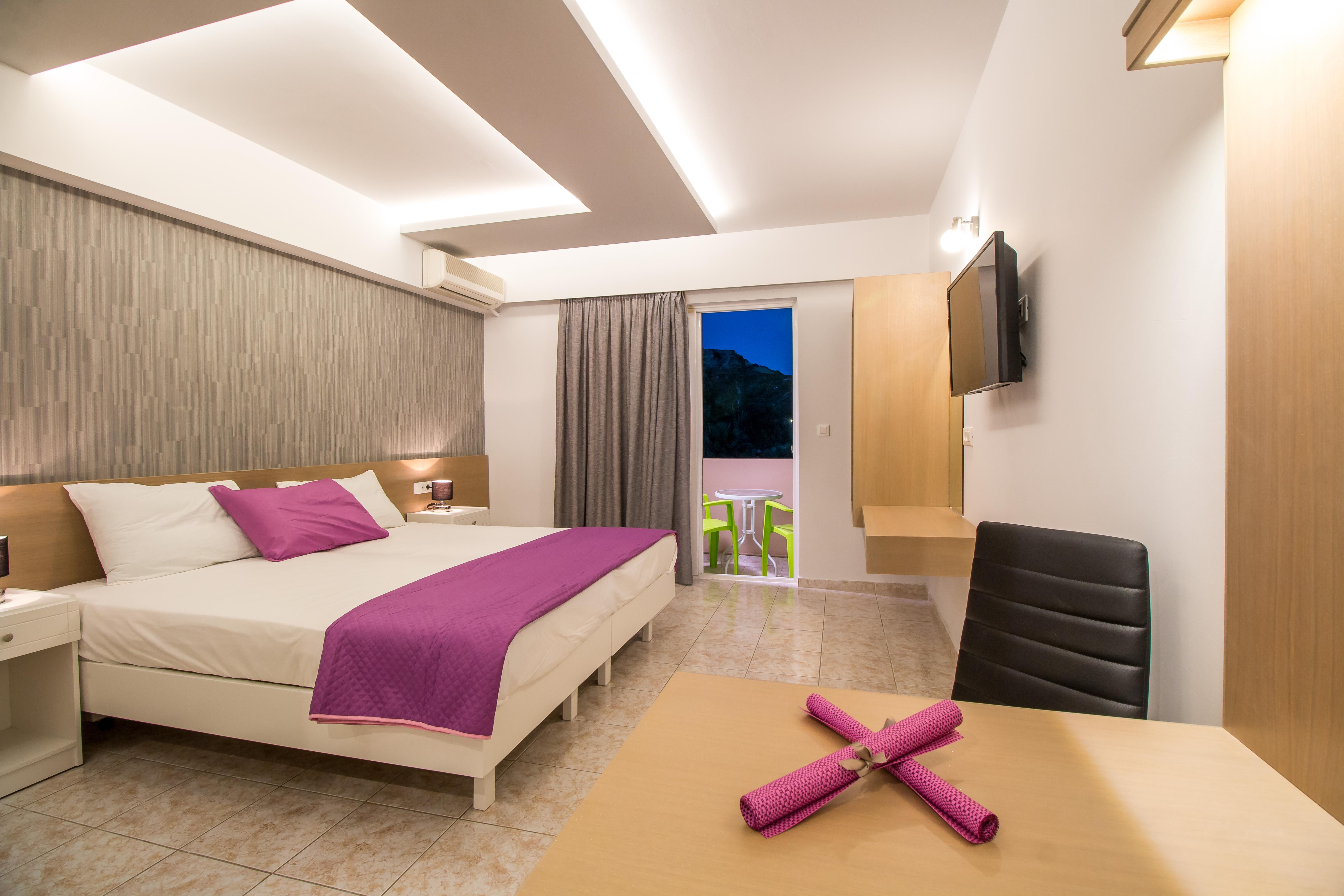 Aparthotel Casastavris - Aparts & Pool