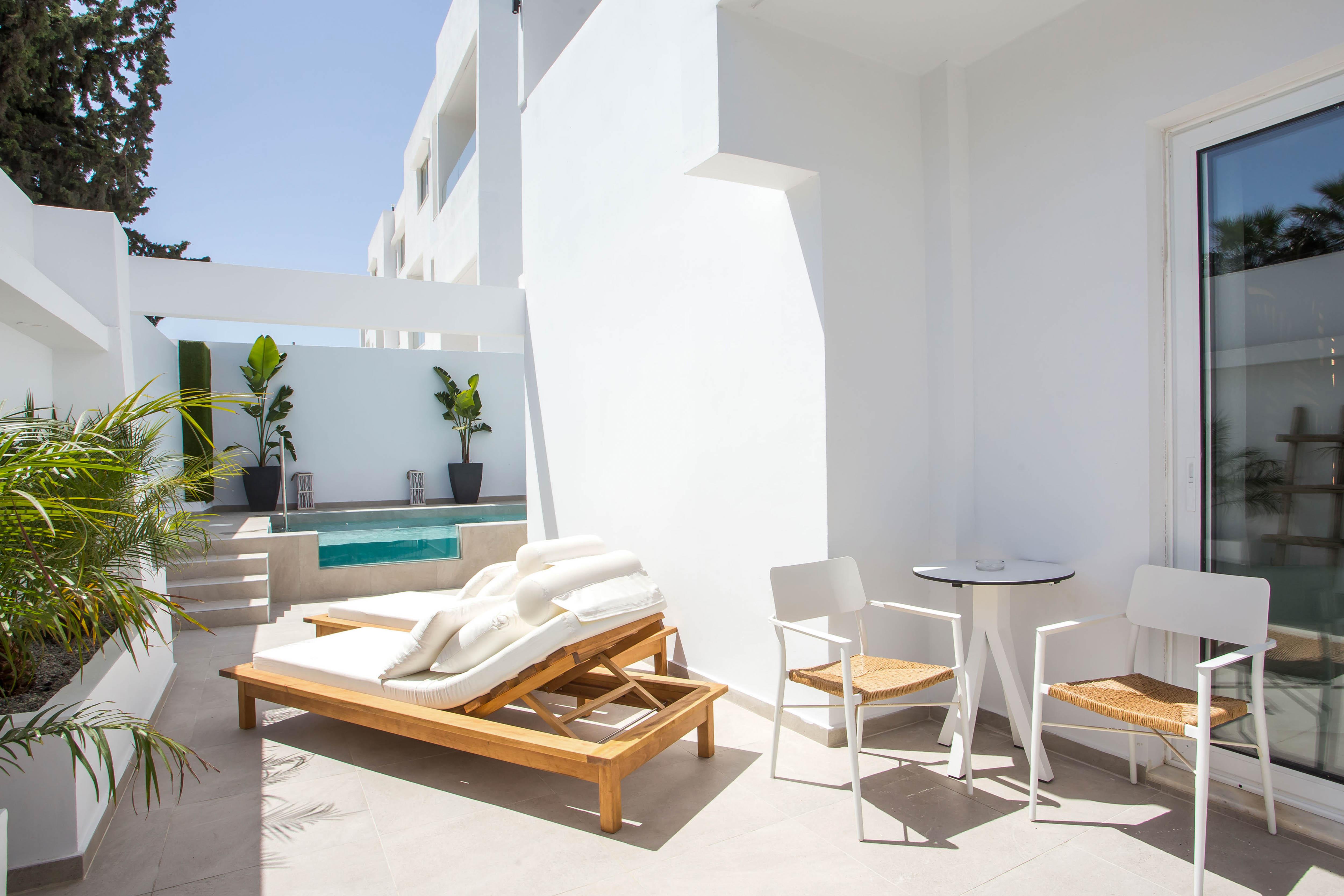 Casastavris - Aparts & Pool Aparthotel 2*