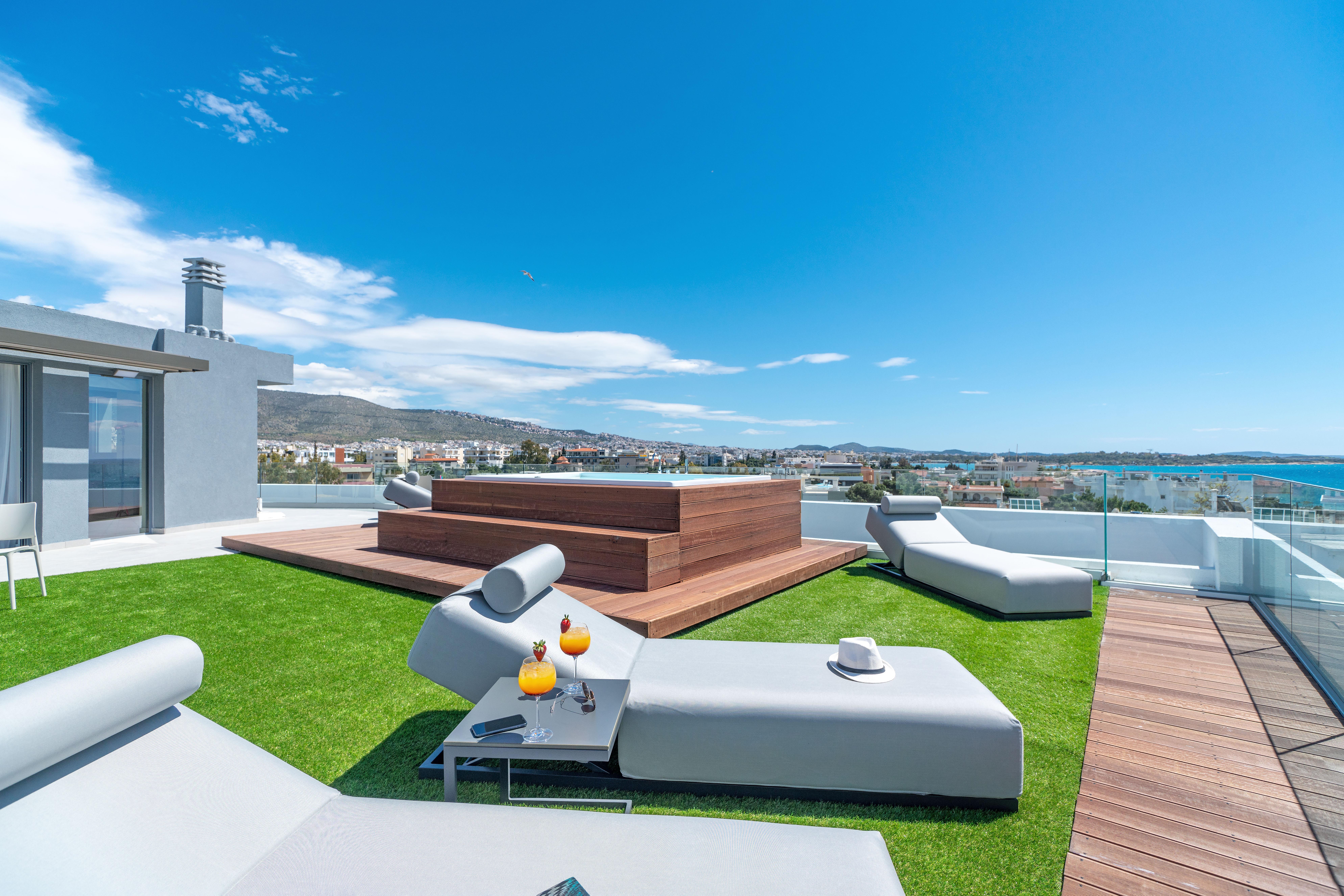 Riviera Hotel 5*