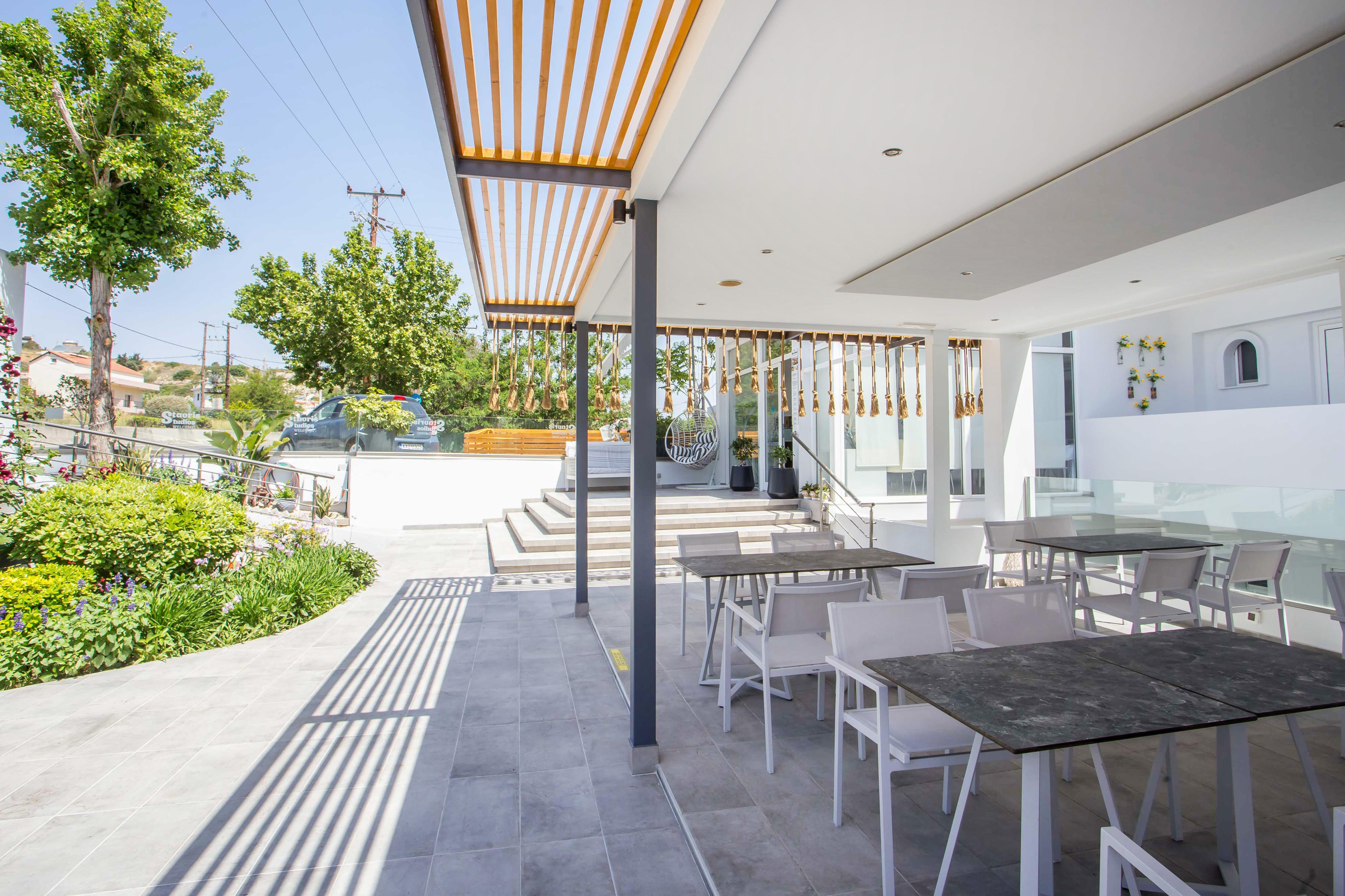 Casastavris - Aparts & Pool Aparthotel 2*