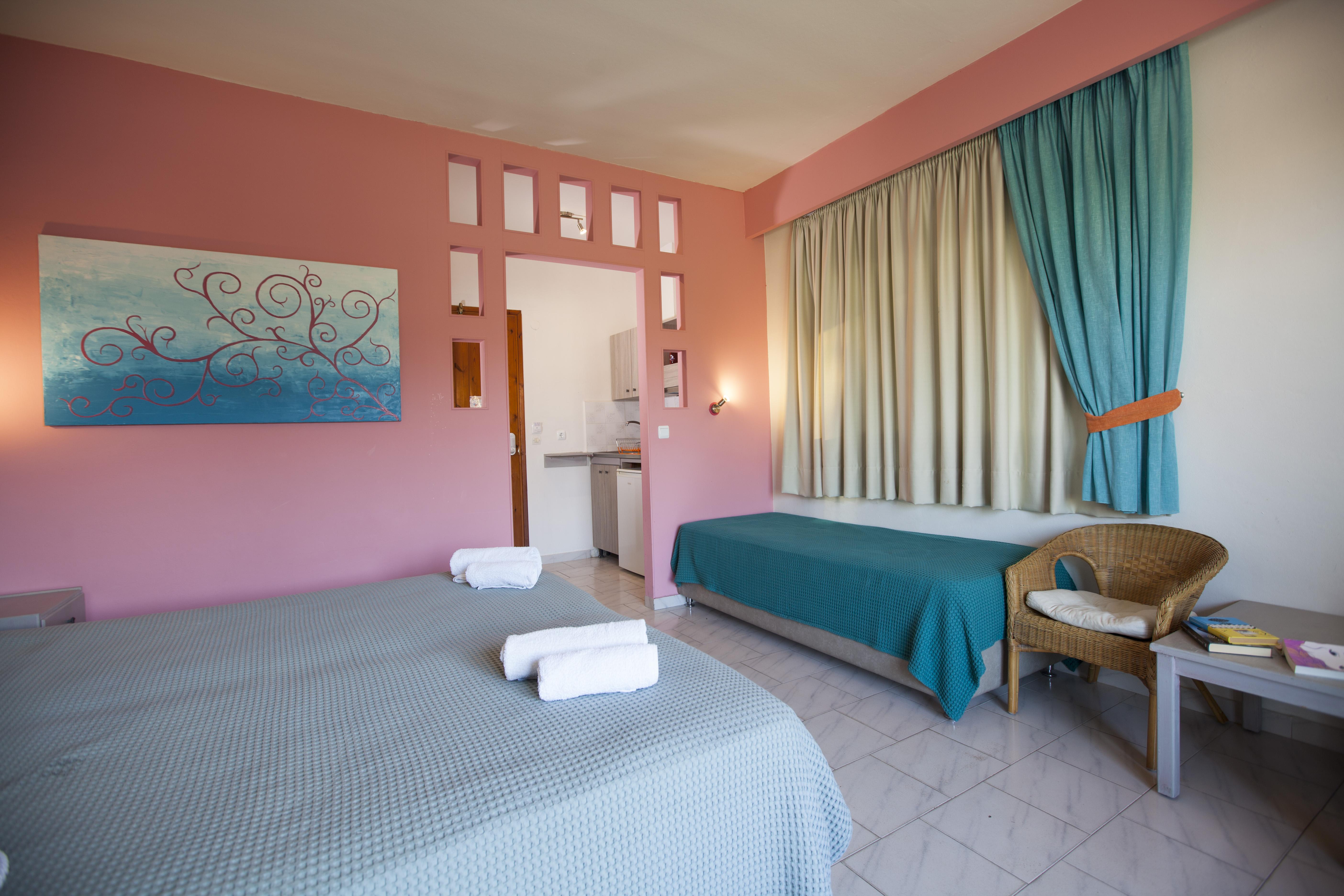 Aparthotel John Mary Faliraki