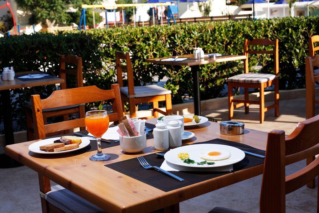 Resort Dessole Dolphin Bay