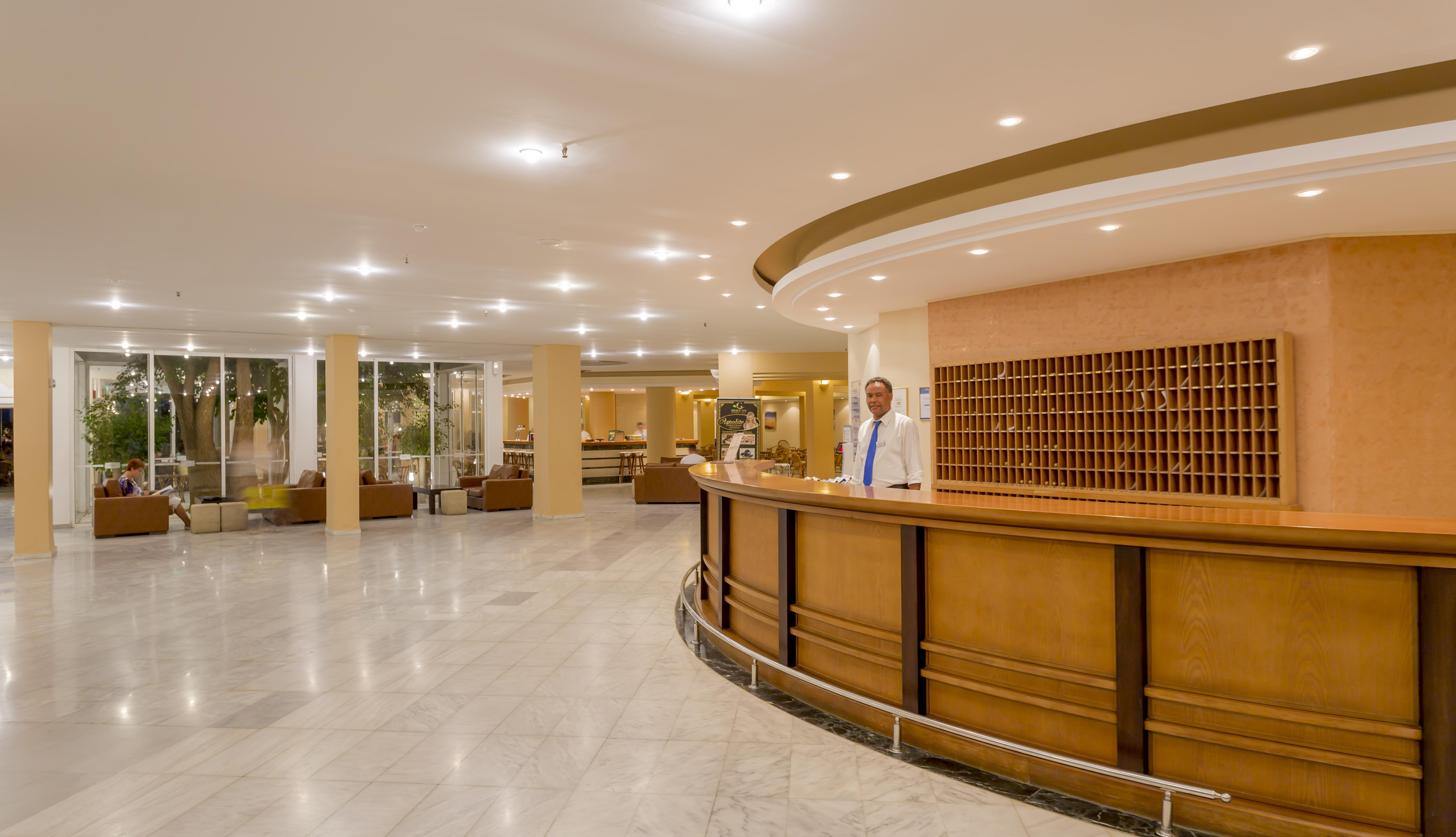 Resort Dessole Dolphin Bay 4*
