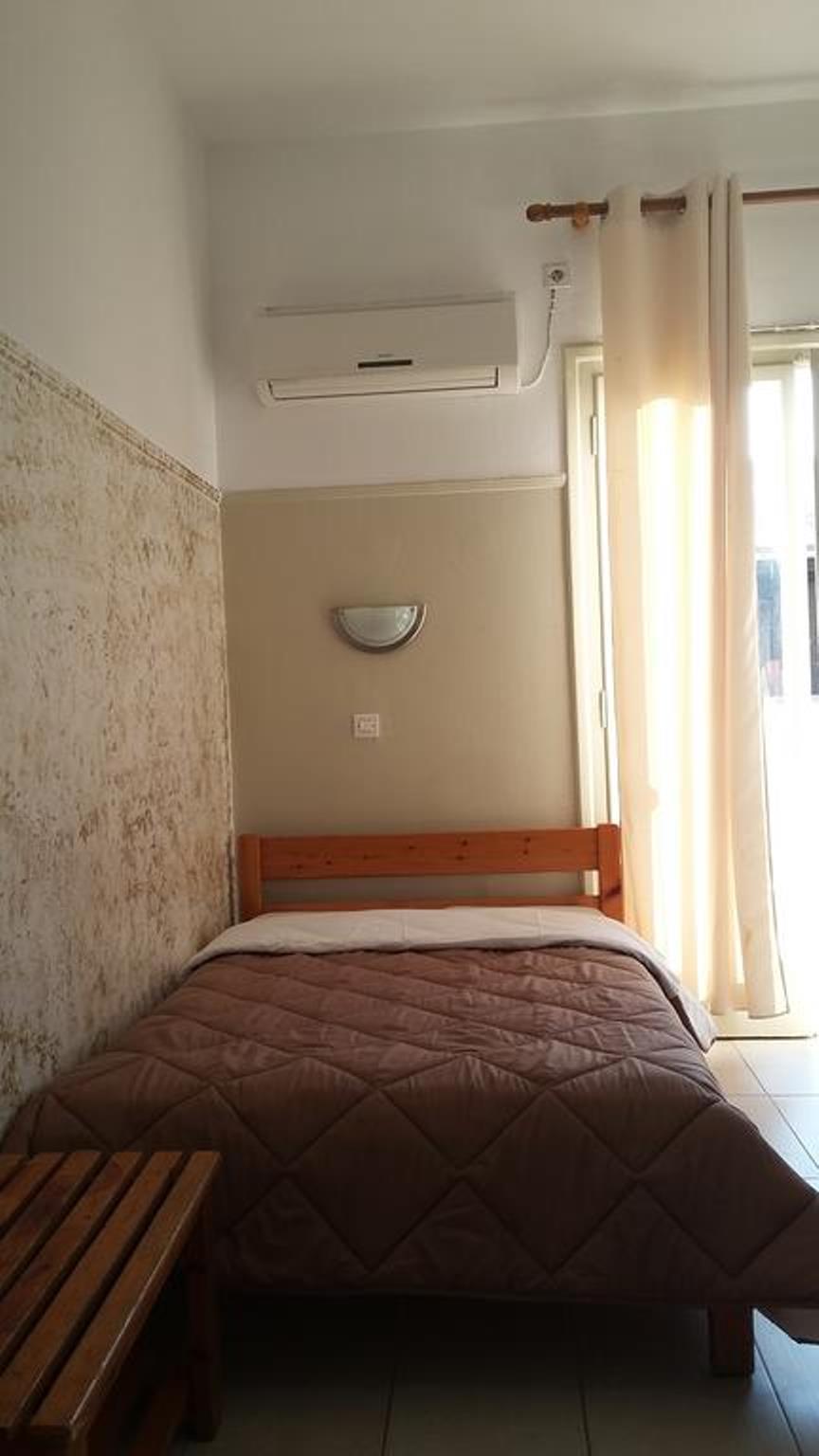 Alma Hotel 2*