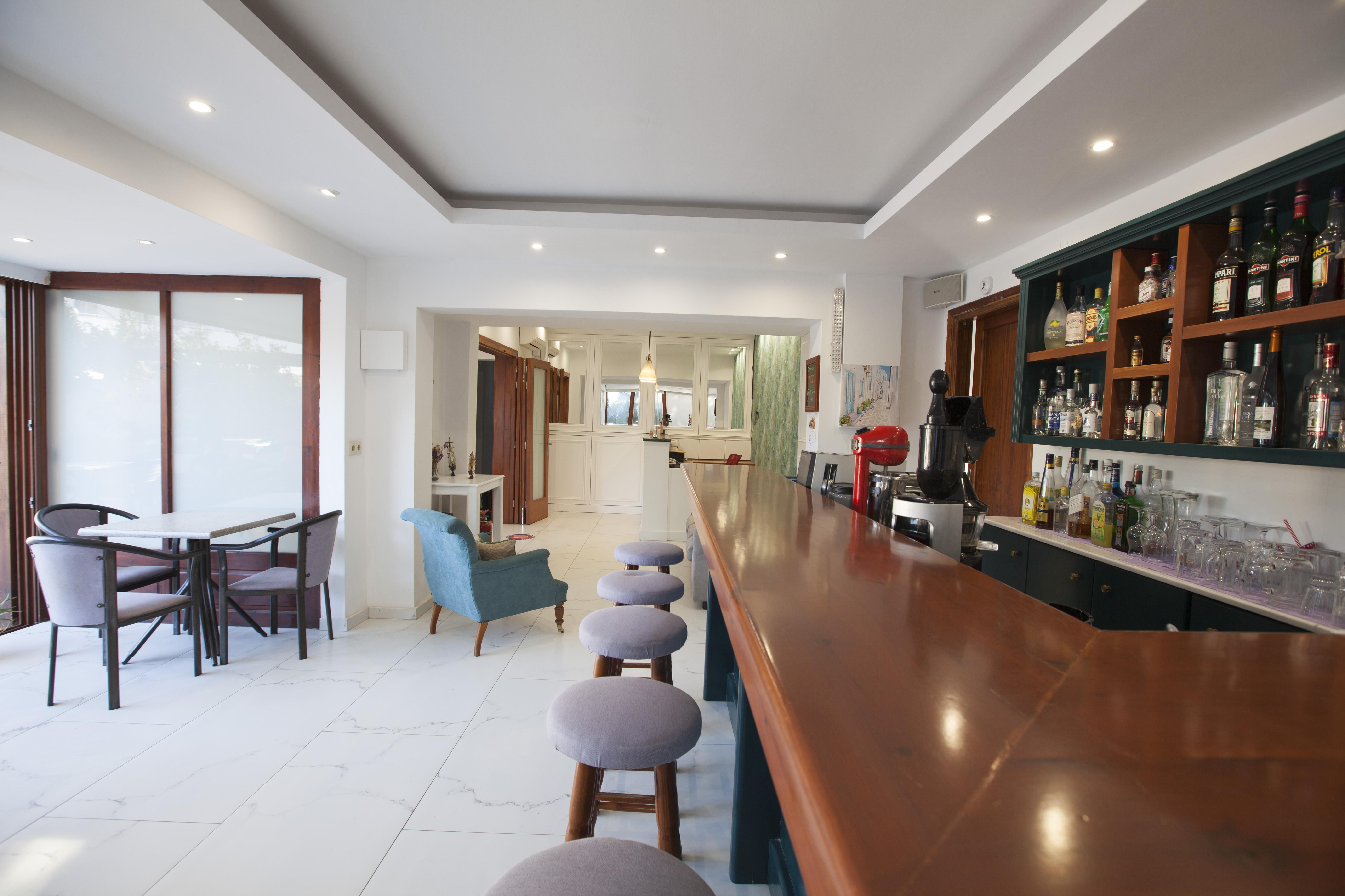 John Mary Aparthotel