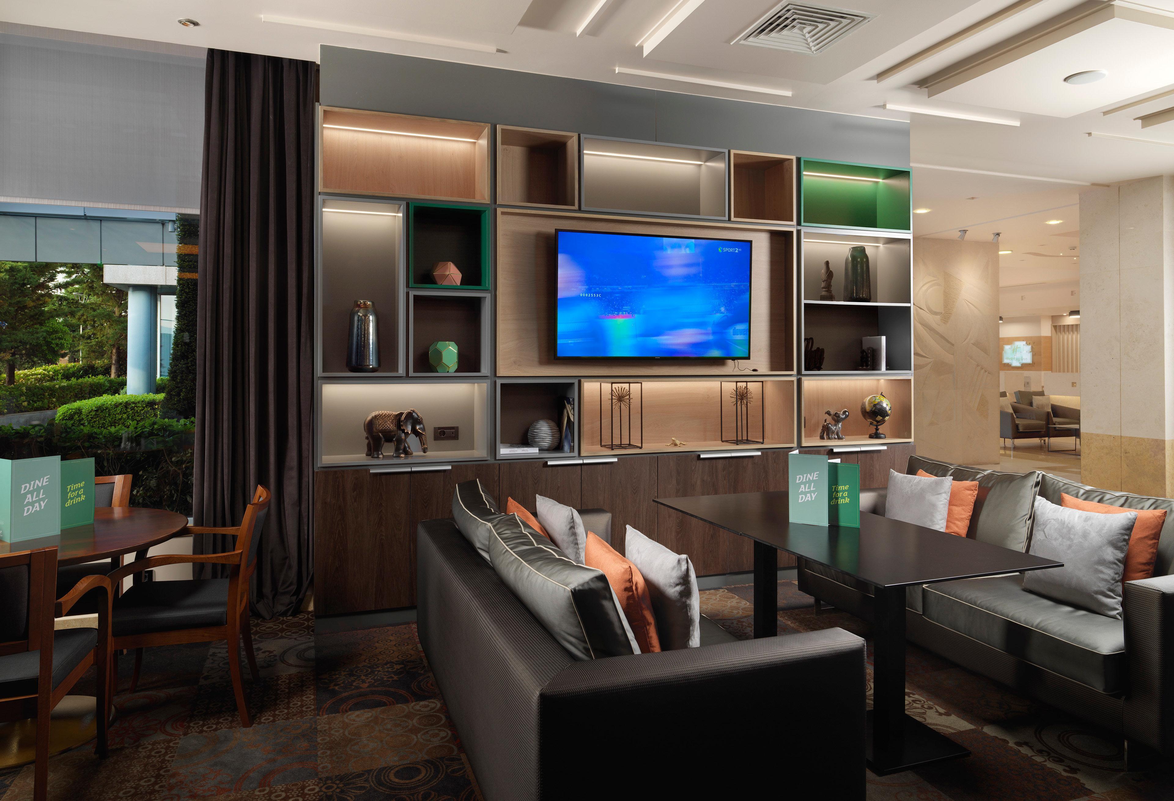 Attica Av, Airport W. By Ihg Hotel 4*