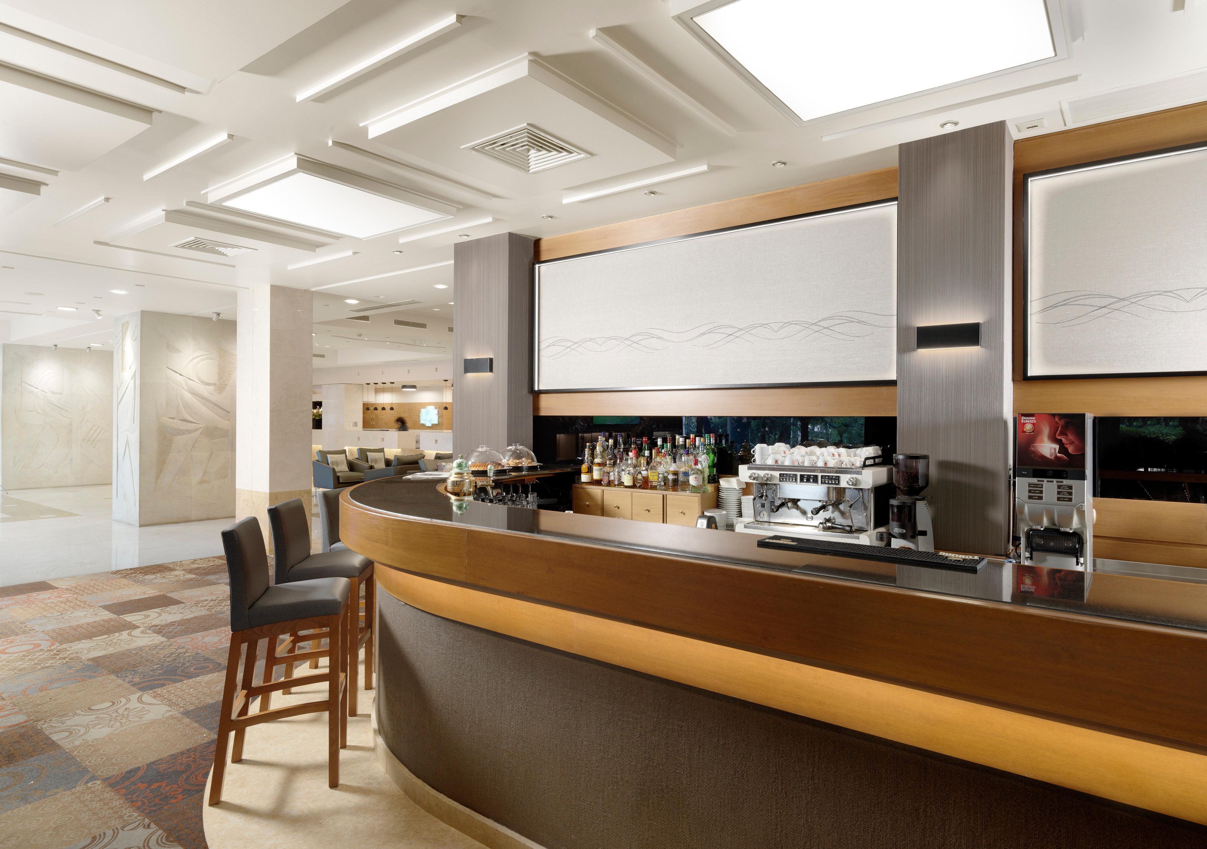 Attica Av, Airport W. By Ihg Hotel 4*