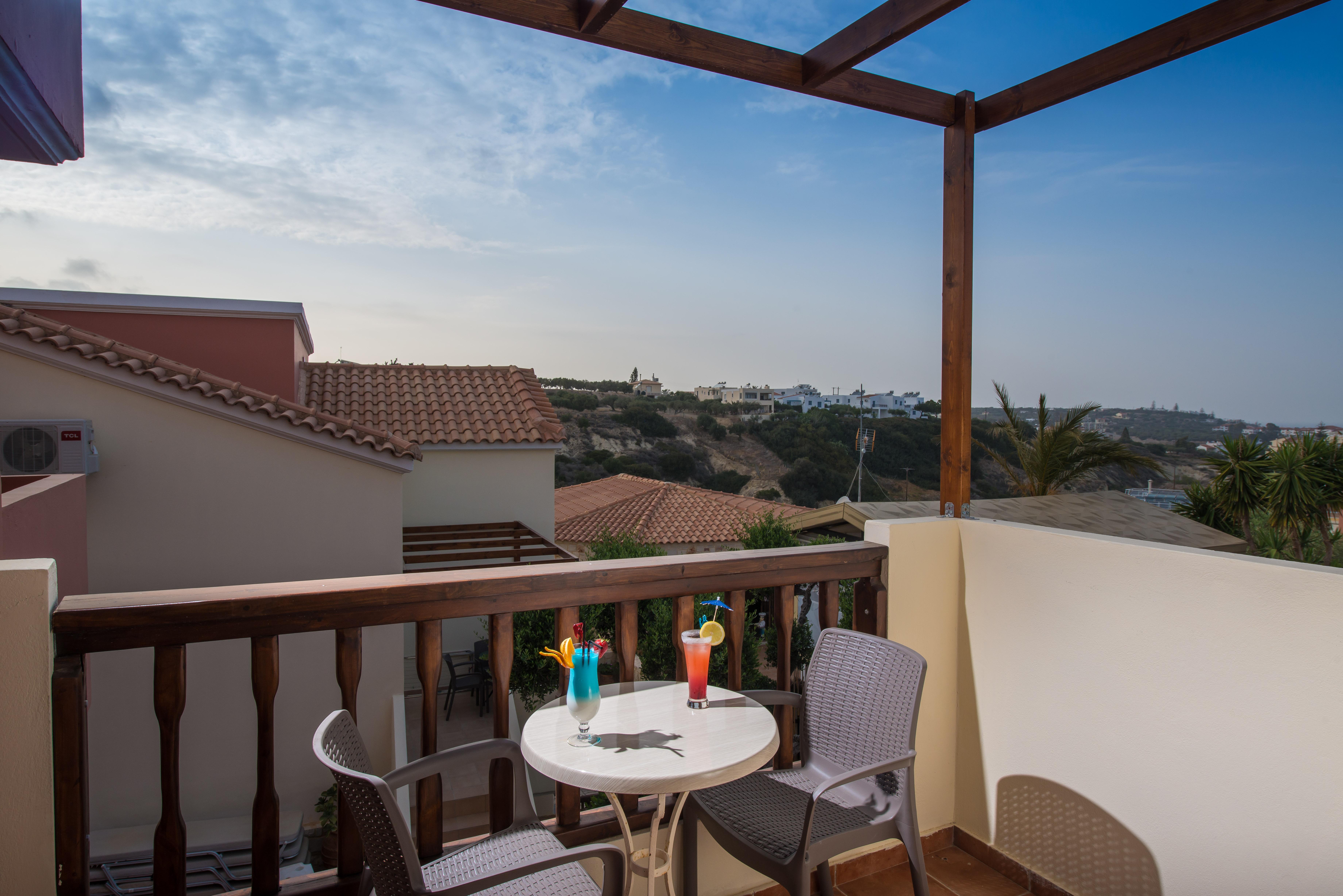 Hotel Diamond Village & Hersonissos (Crete)