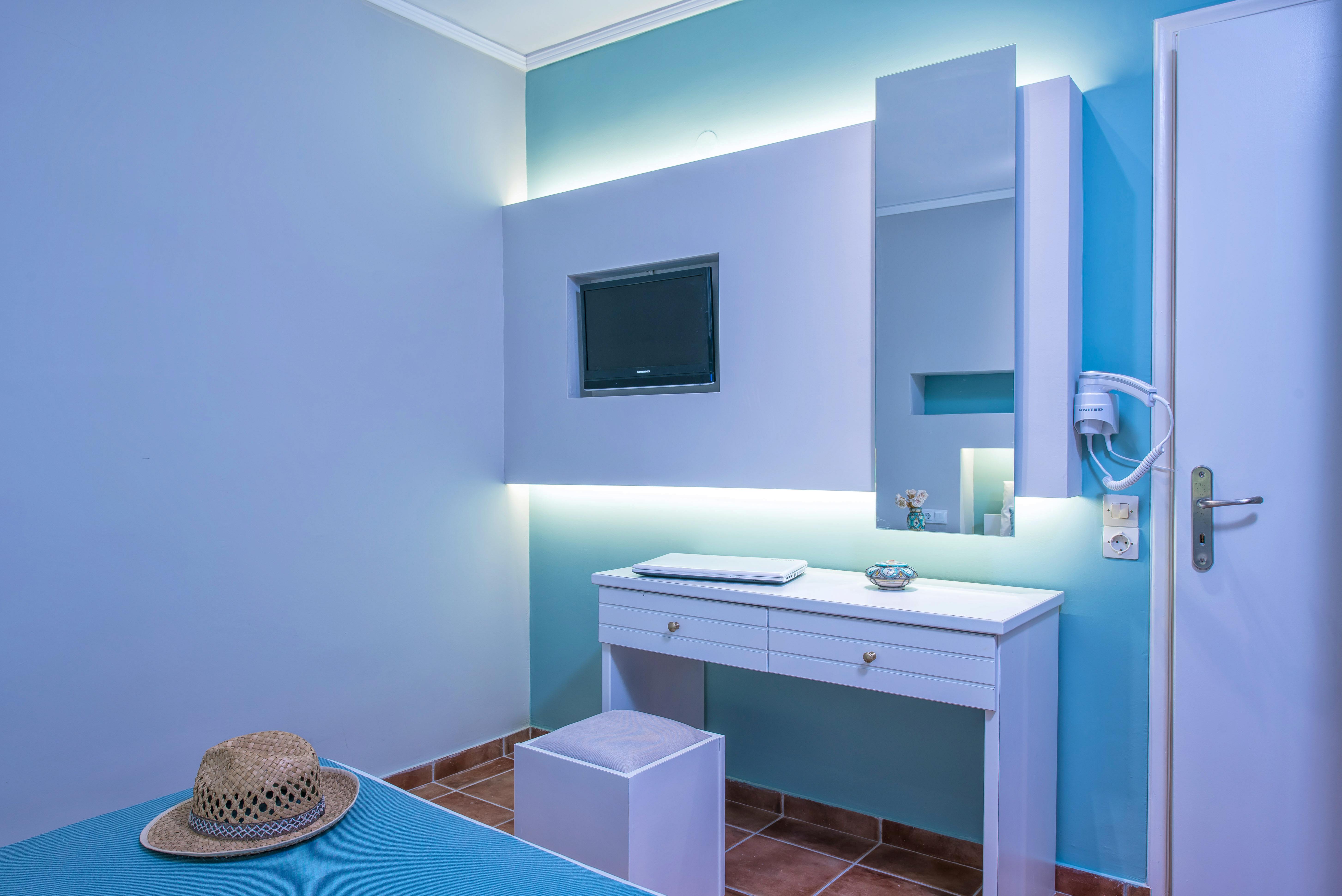 Diamond Village & Hotel Hersonissos (Crete)