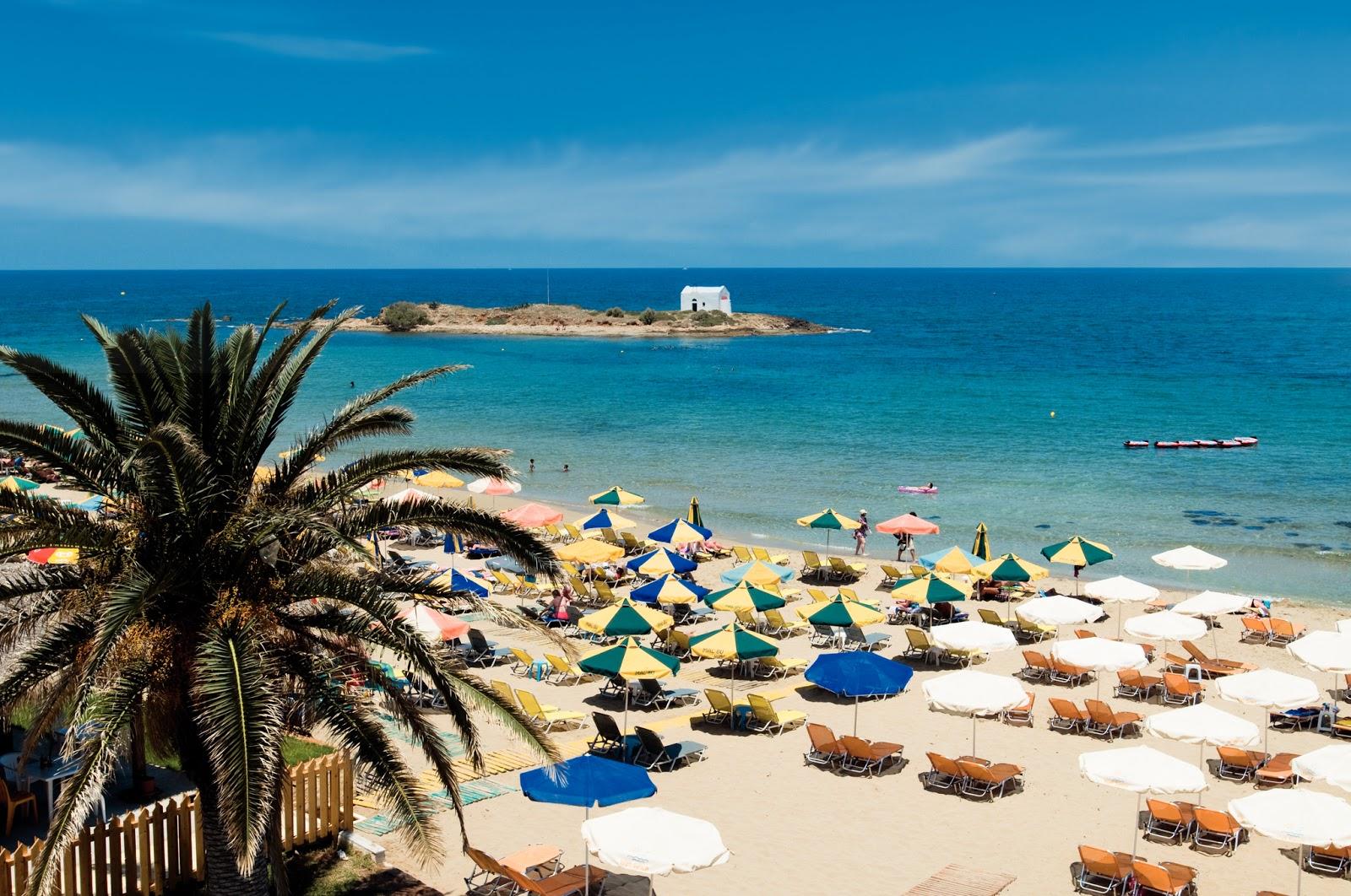Aparthotel Philoxenia & 3*