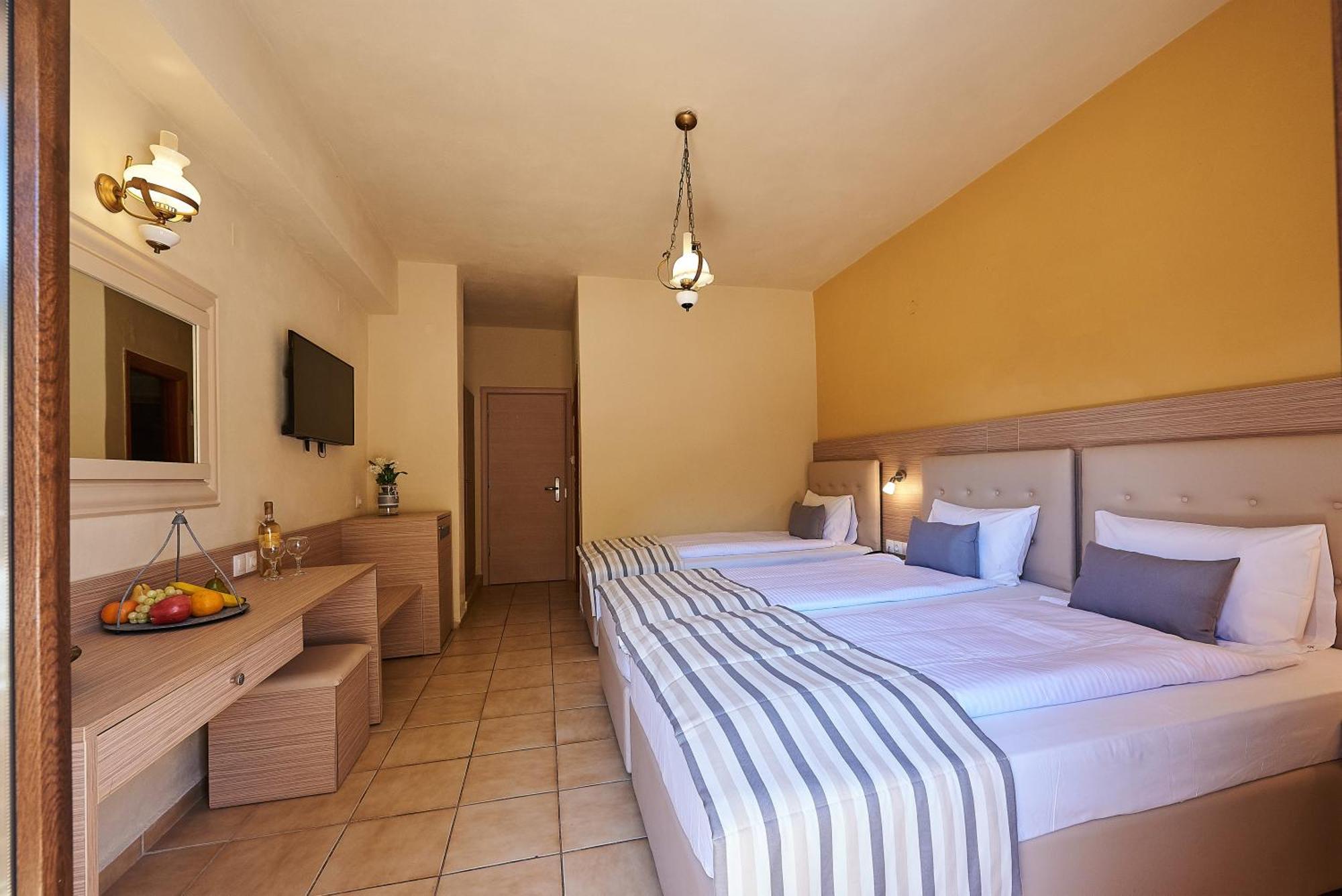 Hotel Thalia Deco & 3*