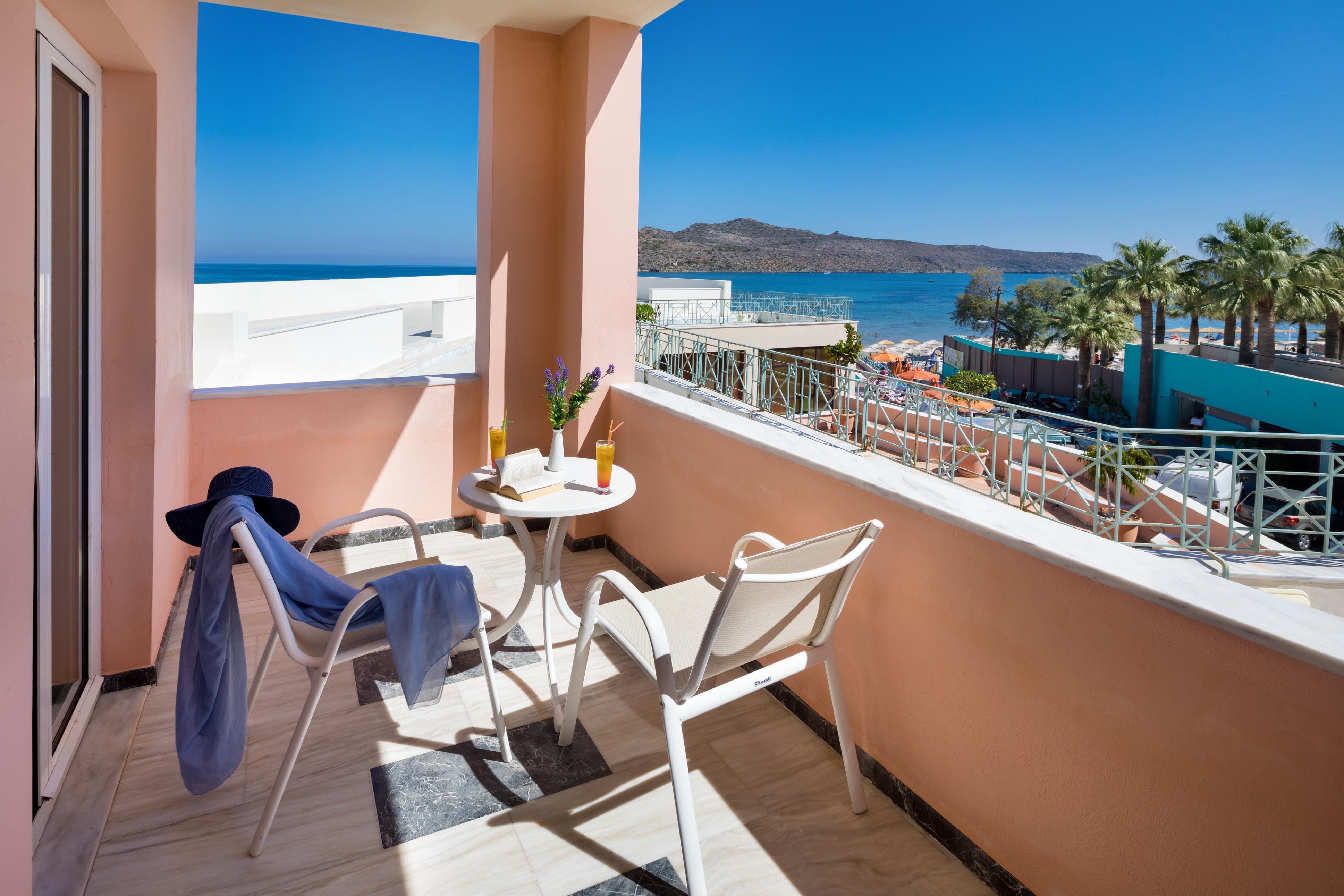 Chrispy Resort, Aparthotel 4*