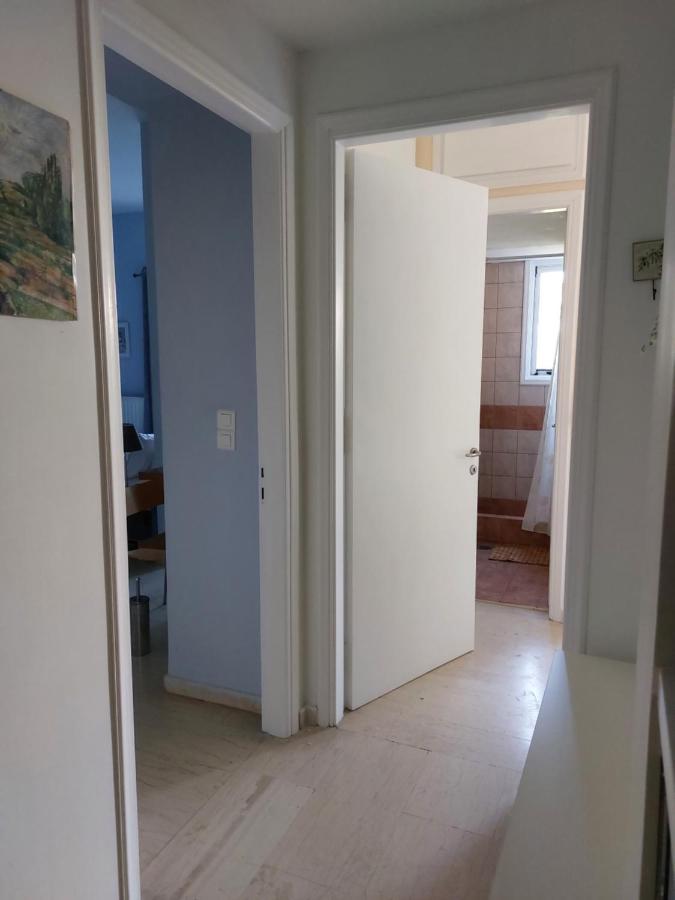 Quiet Home, Down Town Spetses Town