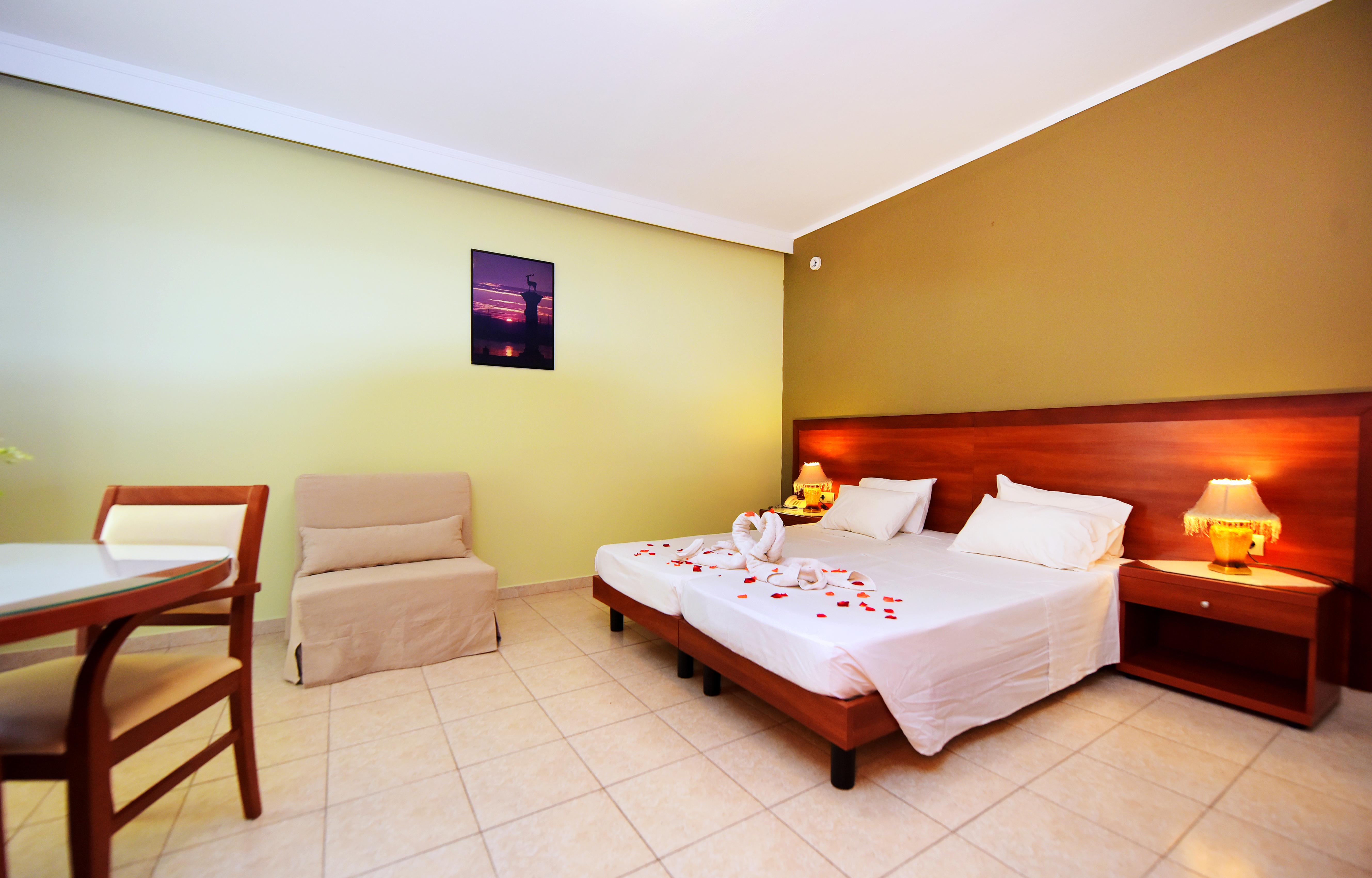 Aparthotel Esmeralda