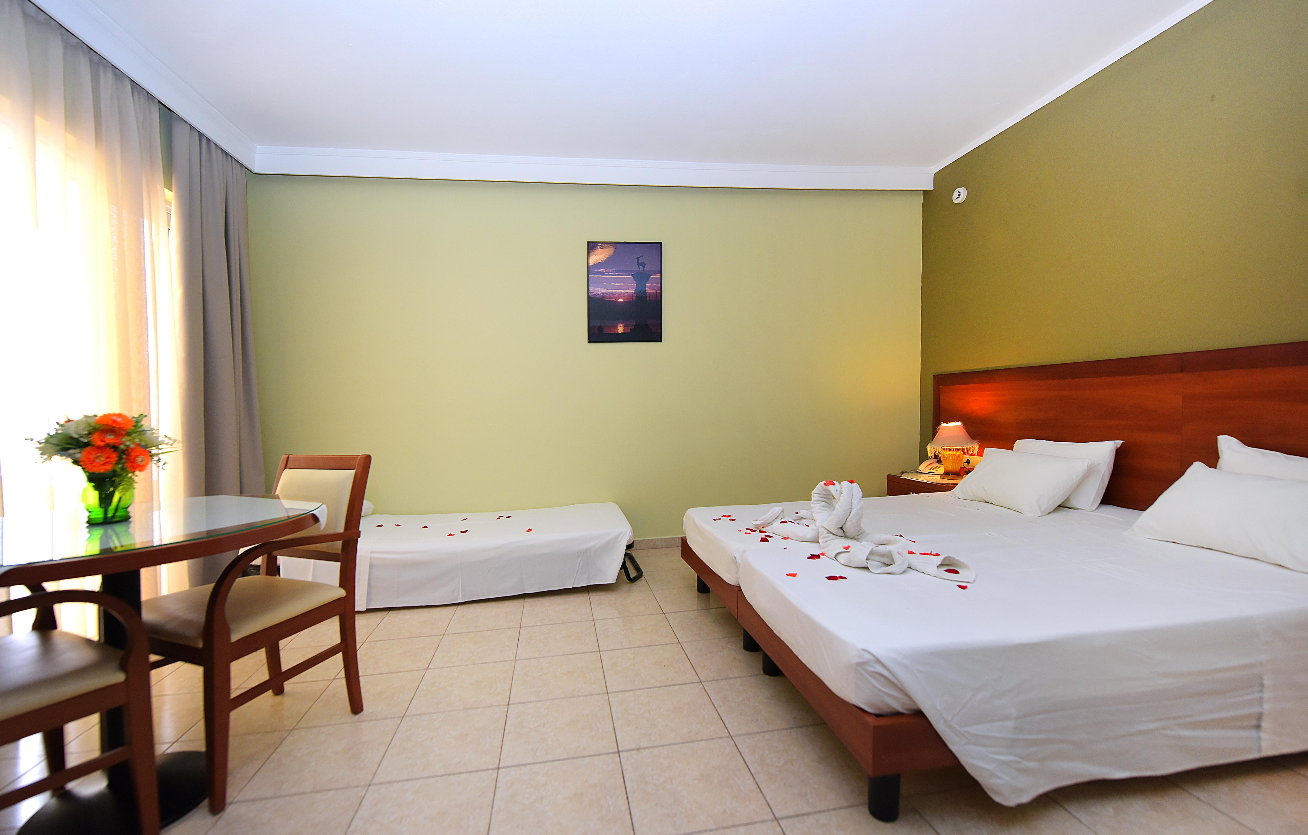 Esmeralda 3* Kremasti (Rhodes)