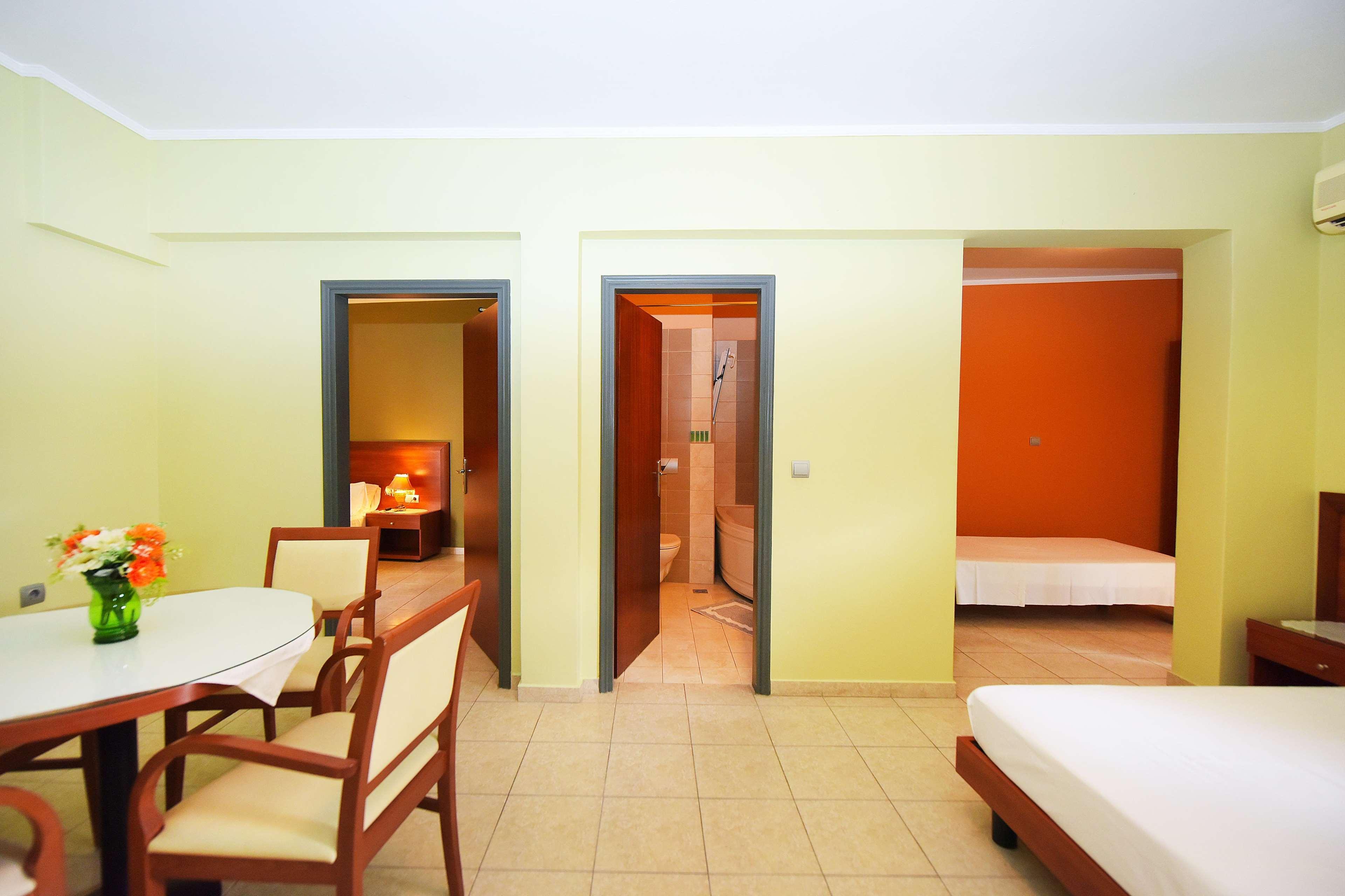 Esmeralda Aparthotel Kremasti (Rhodes)