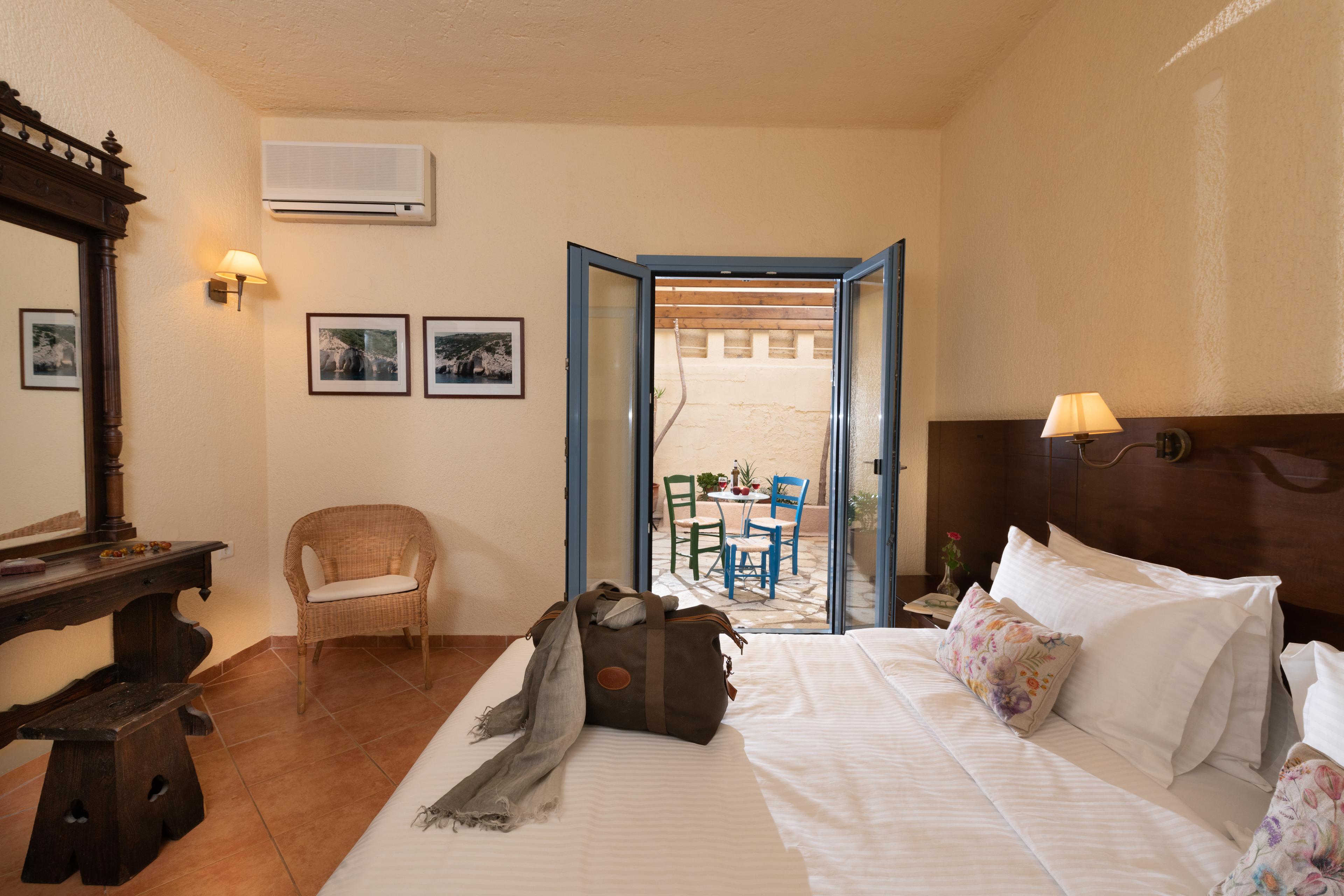 Porto Aparthotel 4*