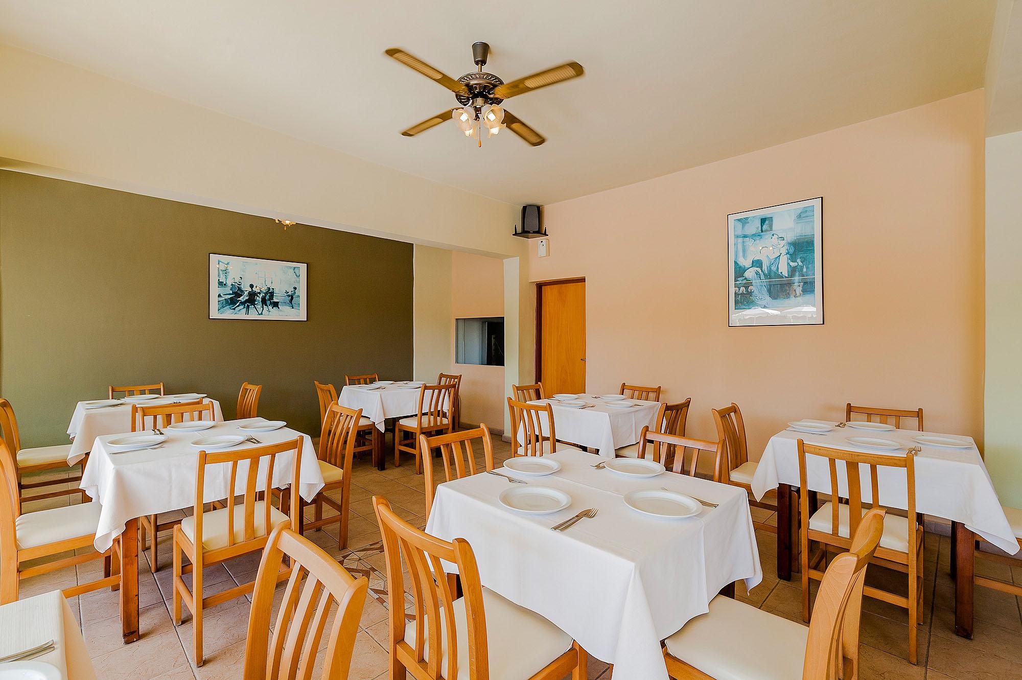 Esmeralda Aparthotel 3*