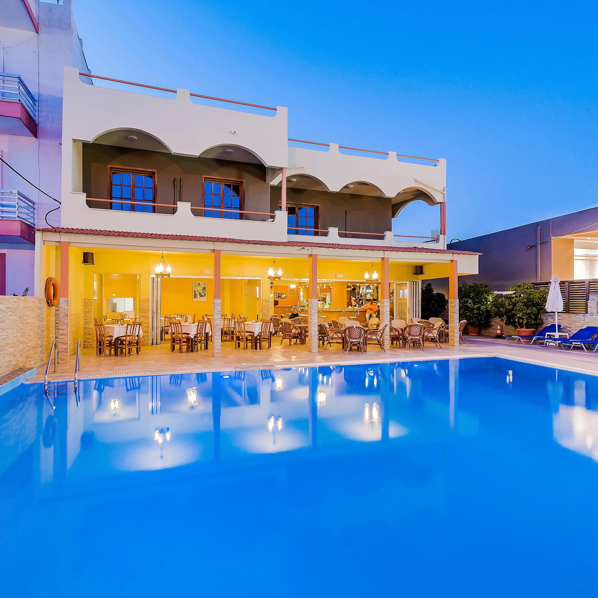 Esmeralda Aparthotel