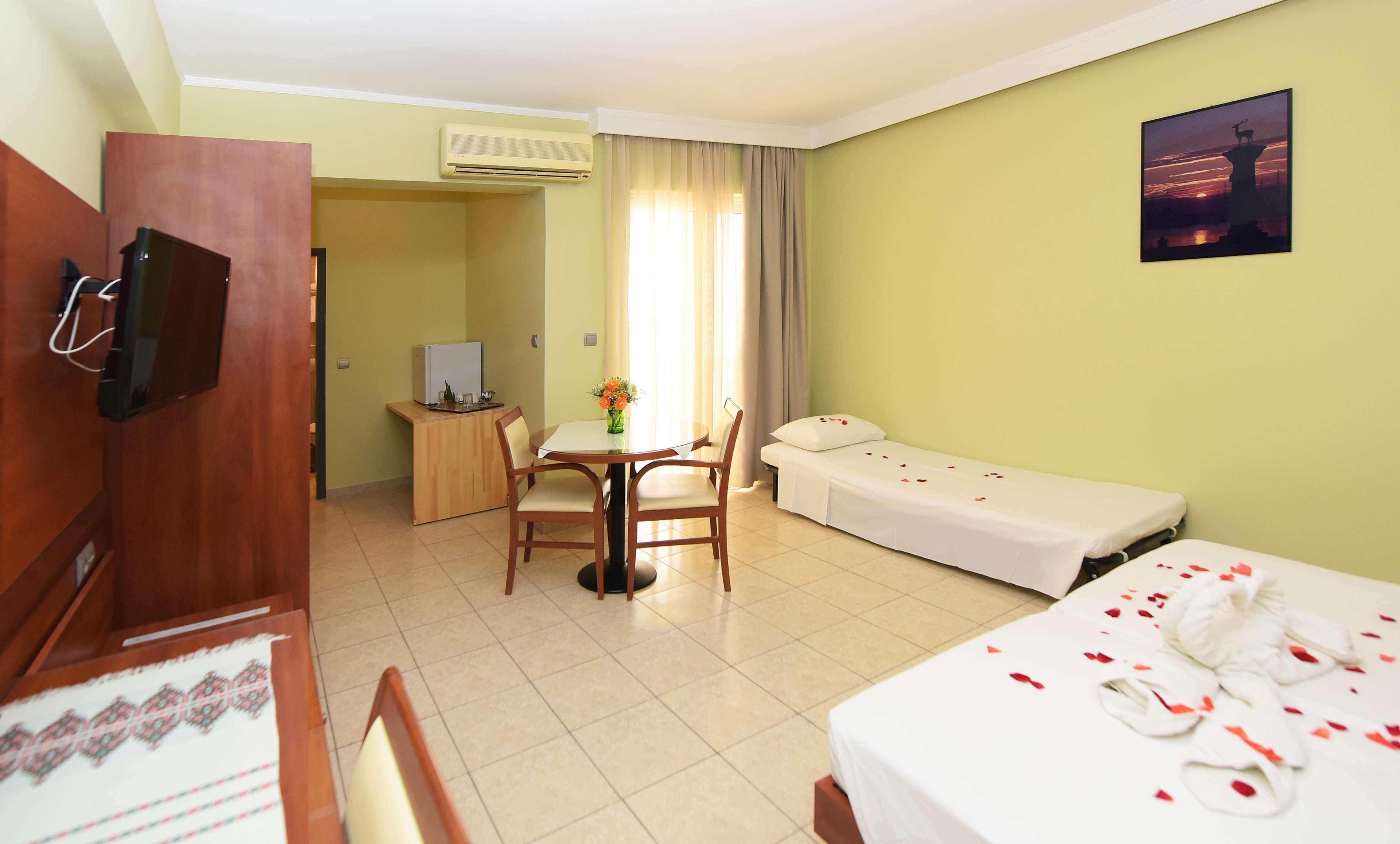 Esmeralda Aparthotel
