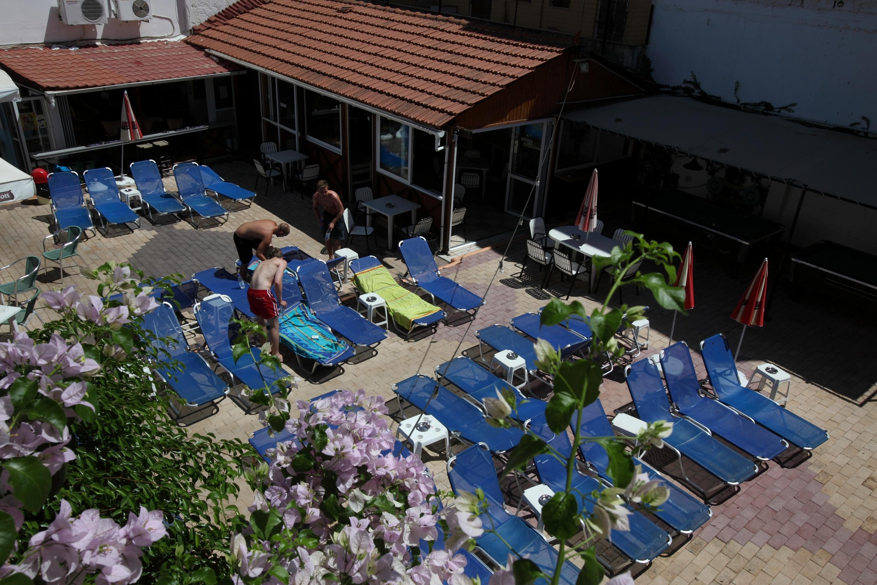 Happy Days Aparthotel Malia (Crete)