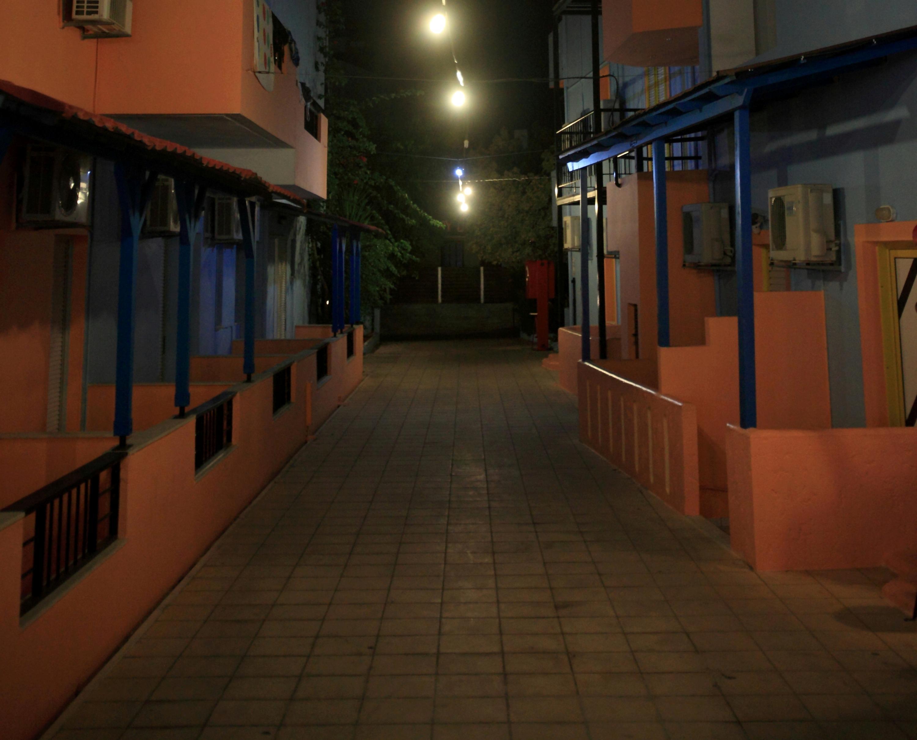 Happy Days Aparthotel 3*