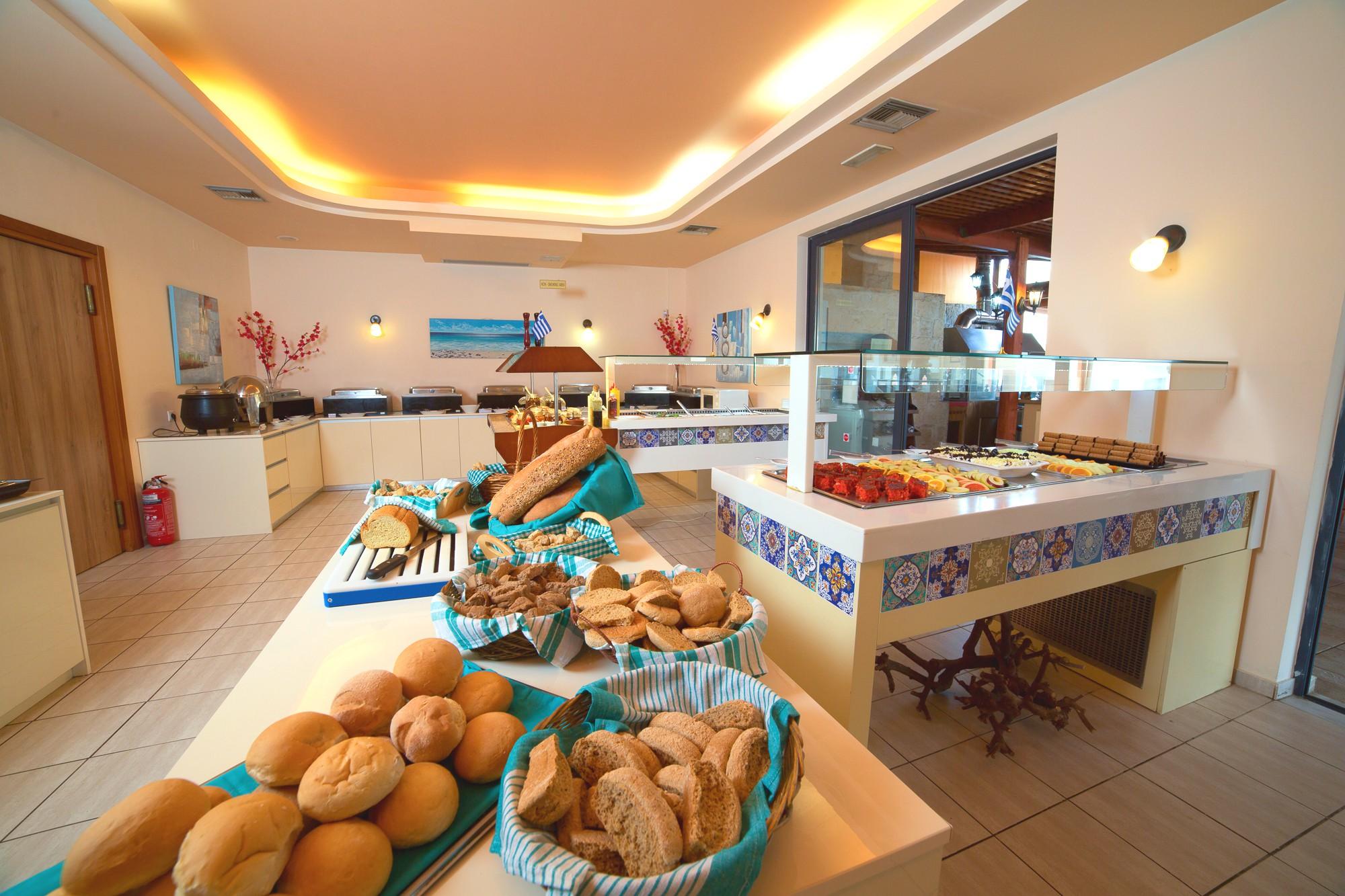Blue Aegean & Aparthotel Gouves