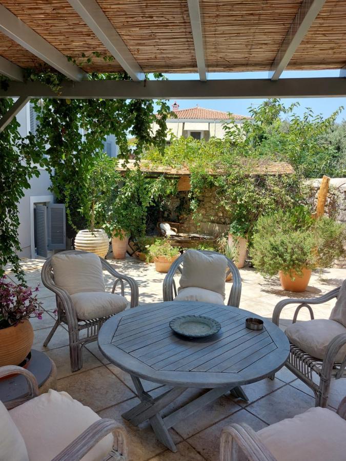Quiet Home, Down Town Holiday home Spetses Town