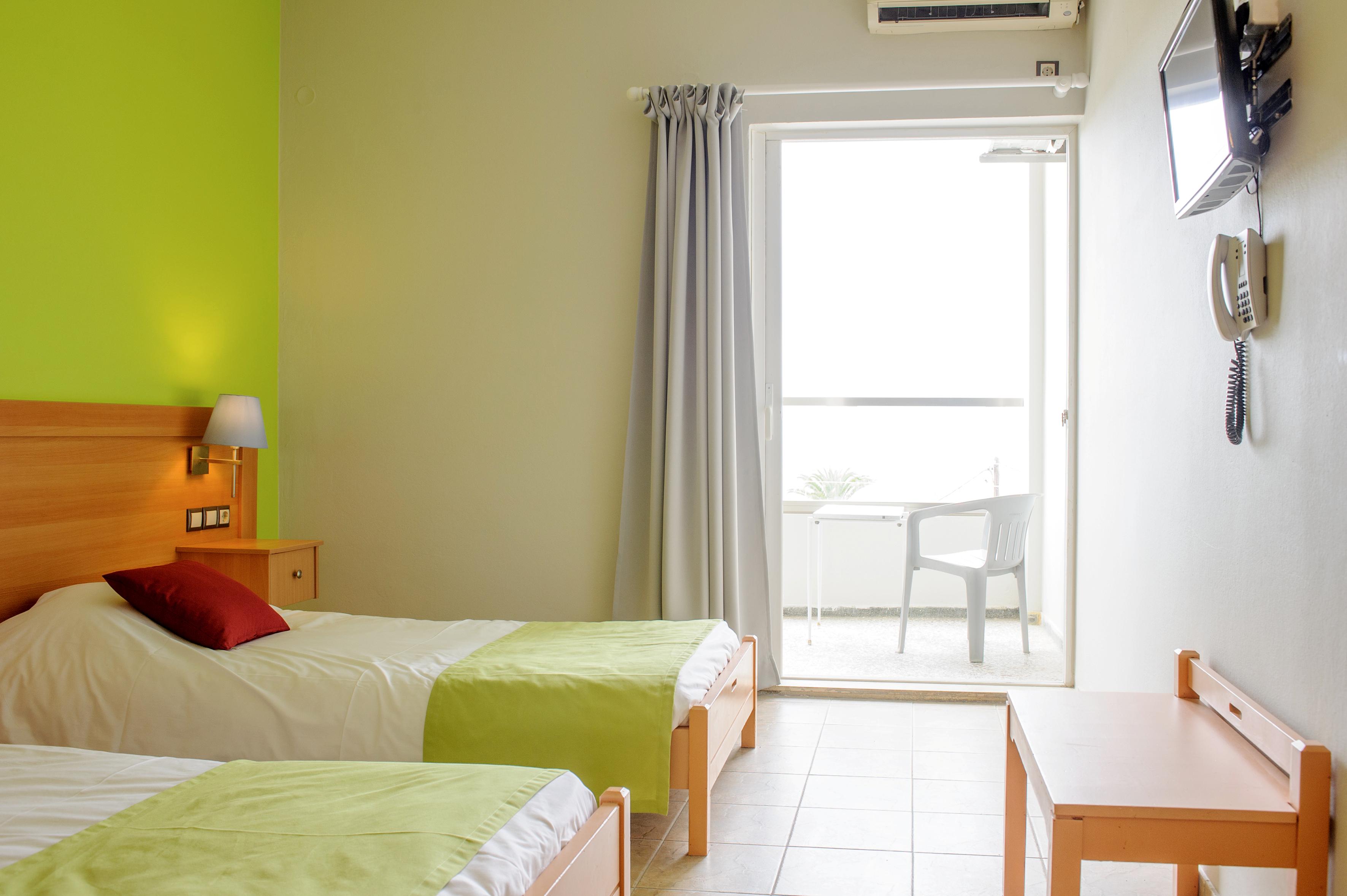 Mimosa Hotel