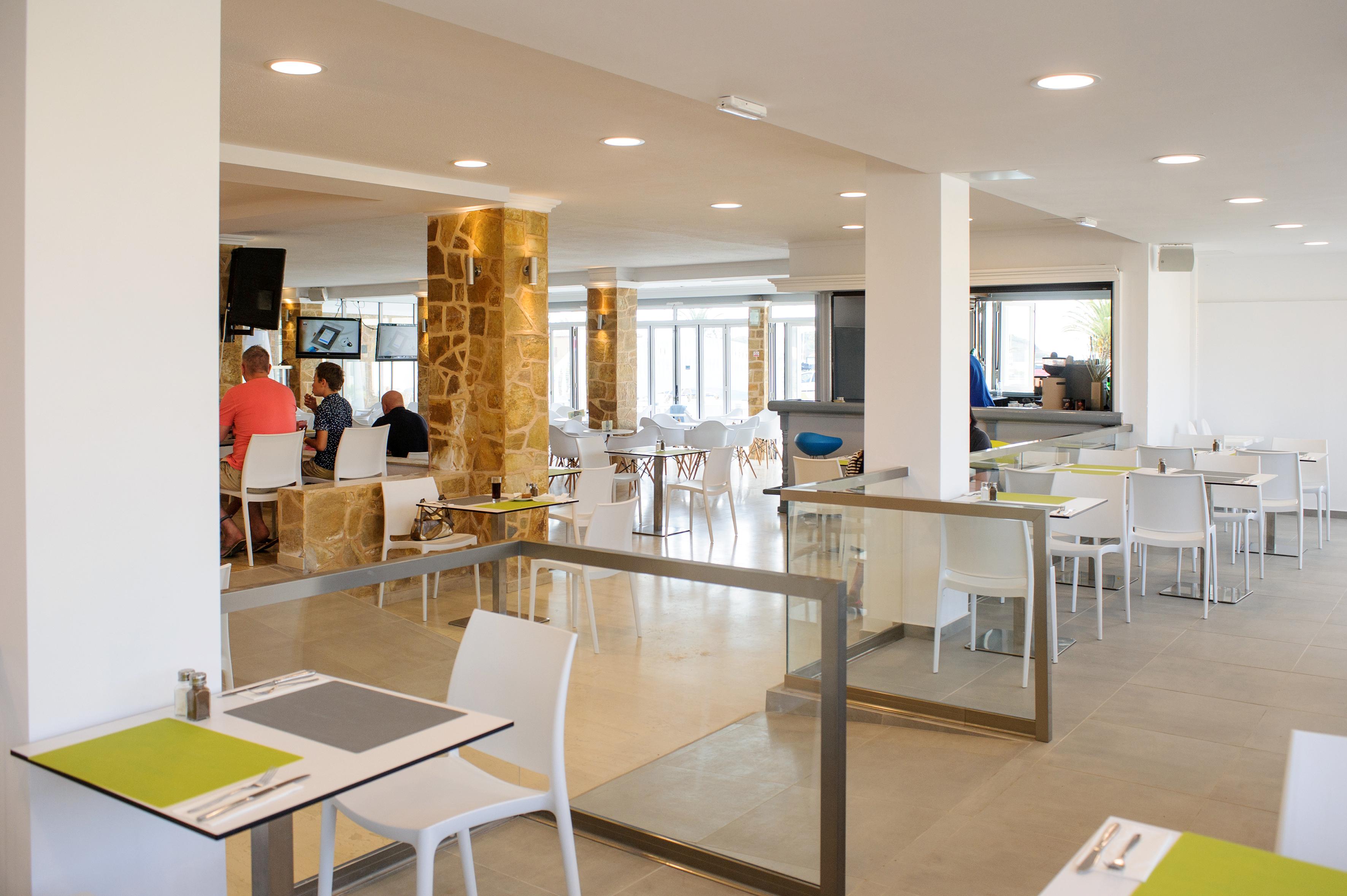 Mimosa Hotel