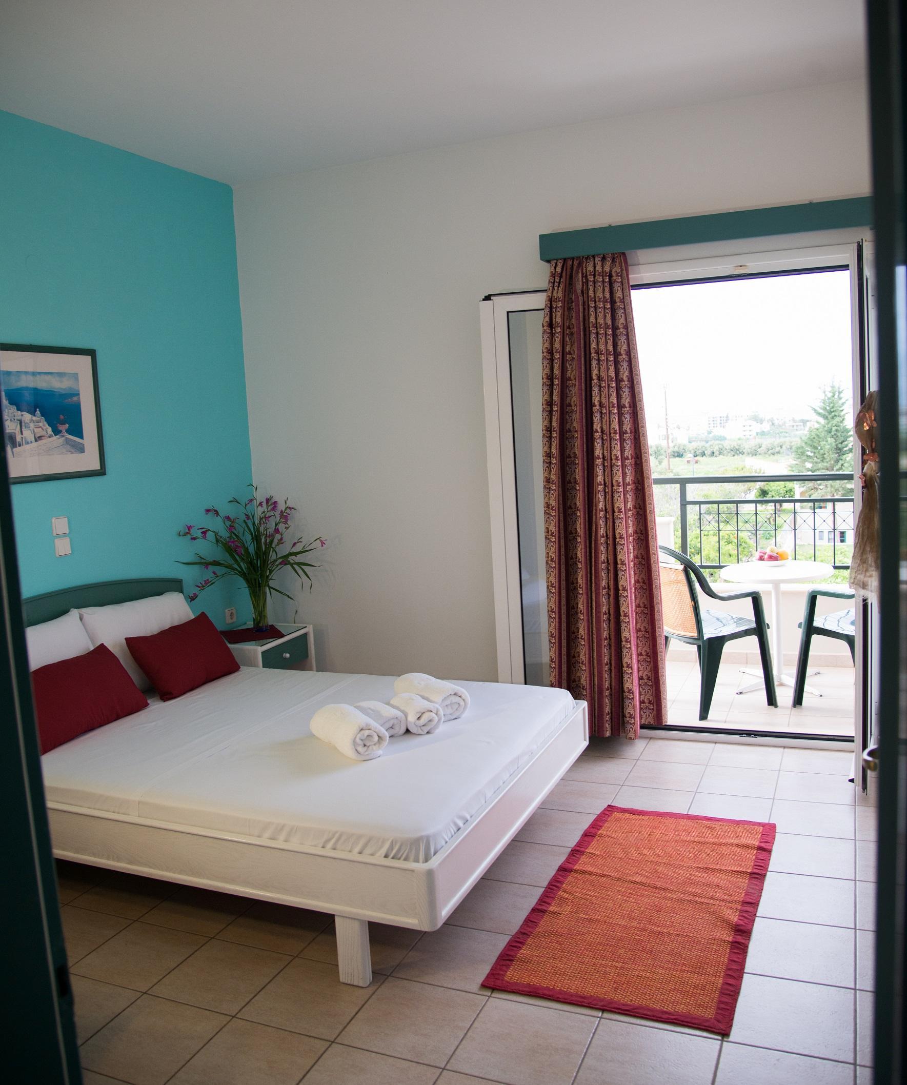 Theoni Apartment Malia (Crete)