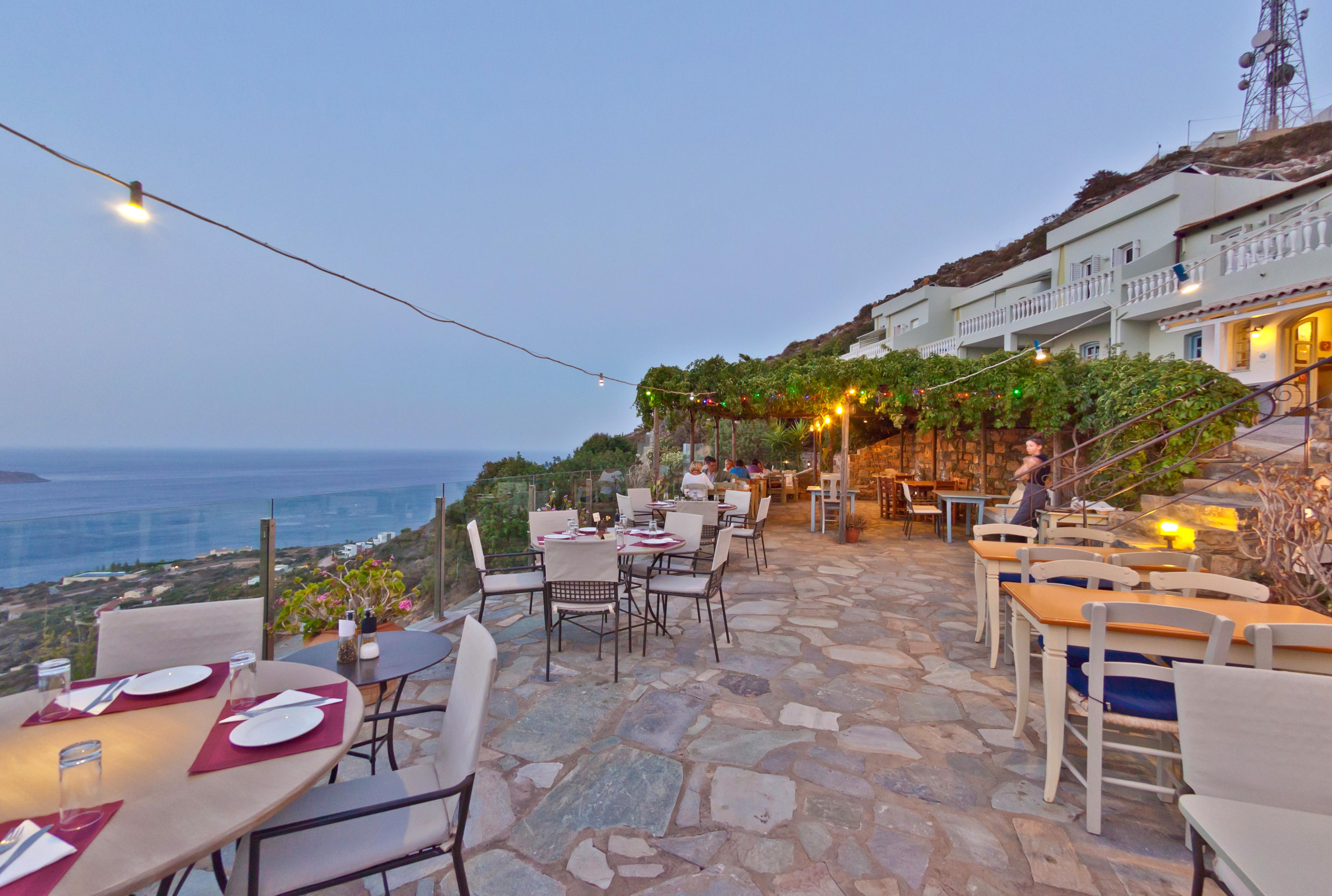 Aparthotel Adrakos (adults Only) 3*