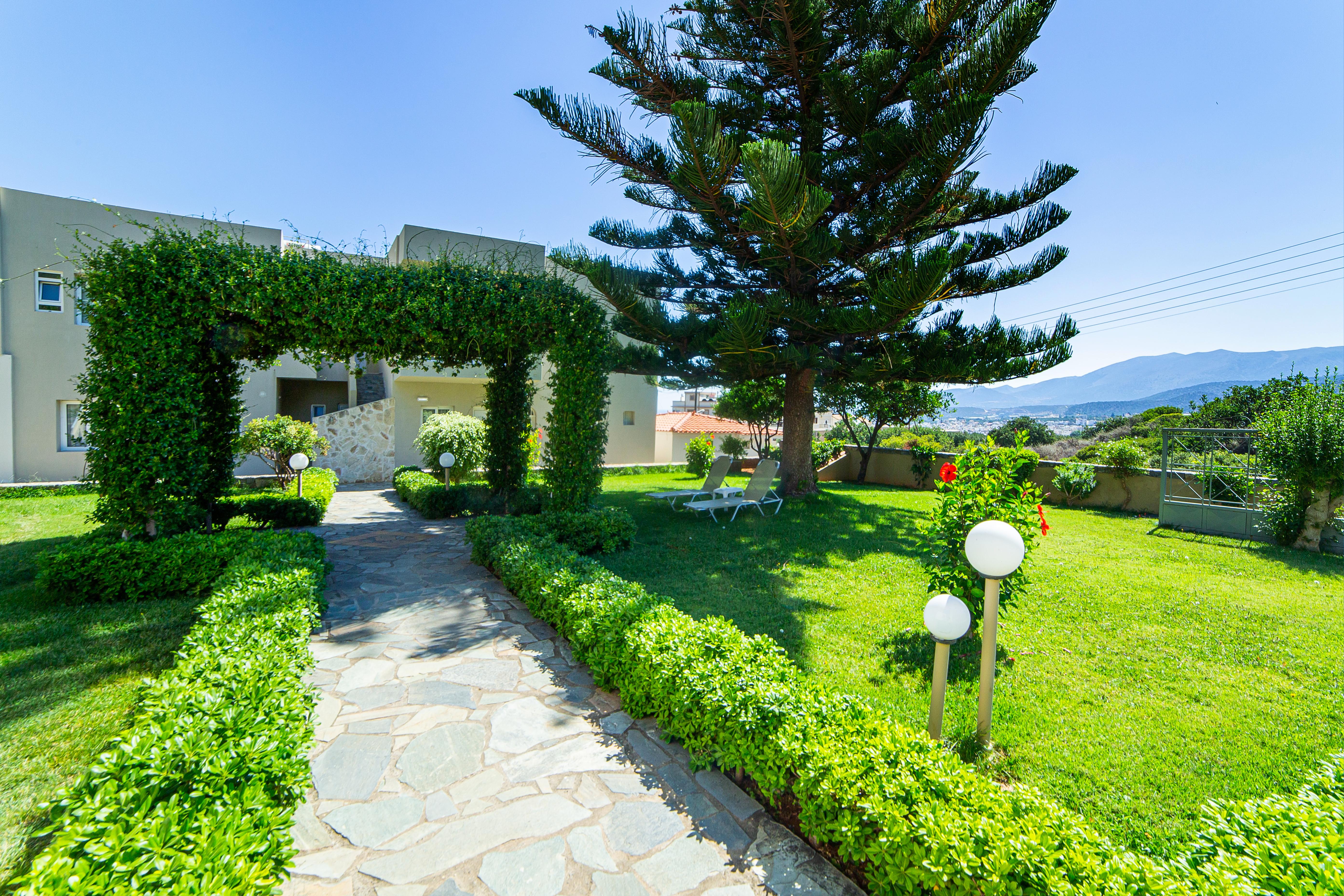 Mare Monte Aparthotel 3*