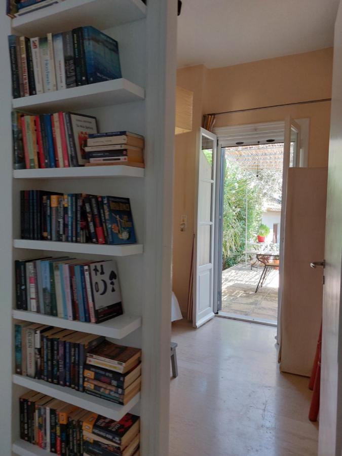 Quiet Home, Down Town * Spetses Town