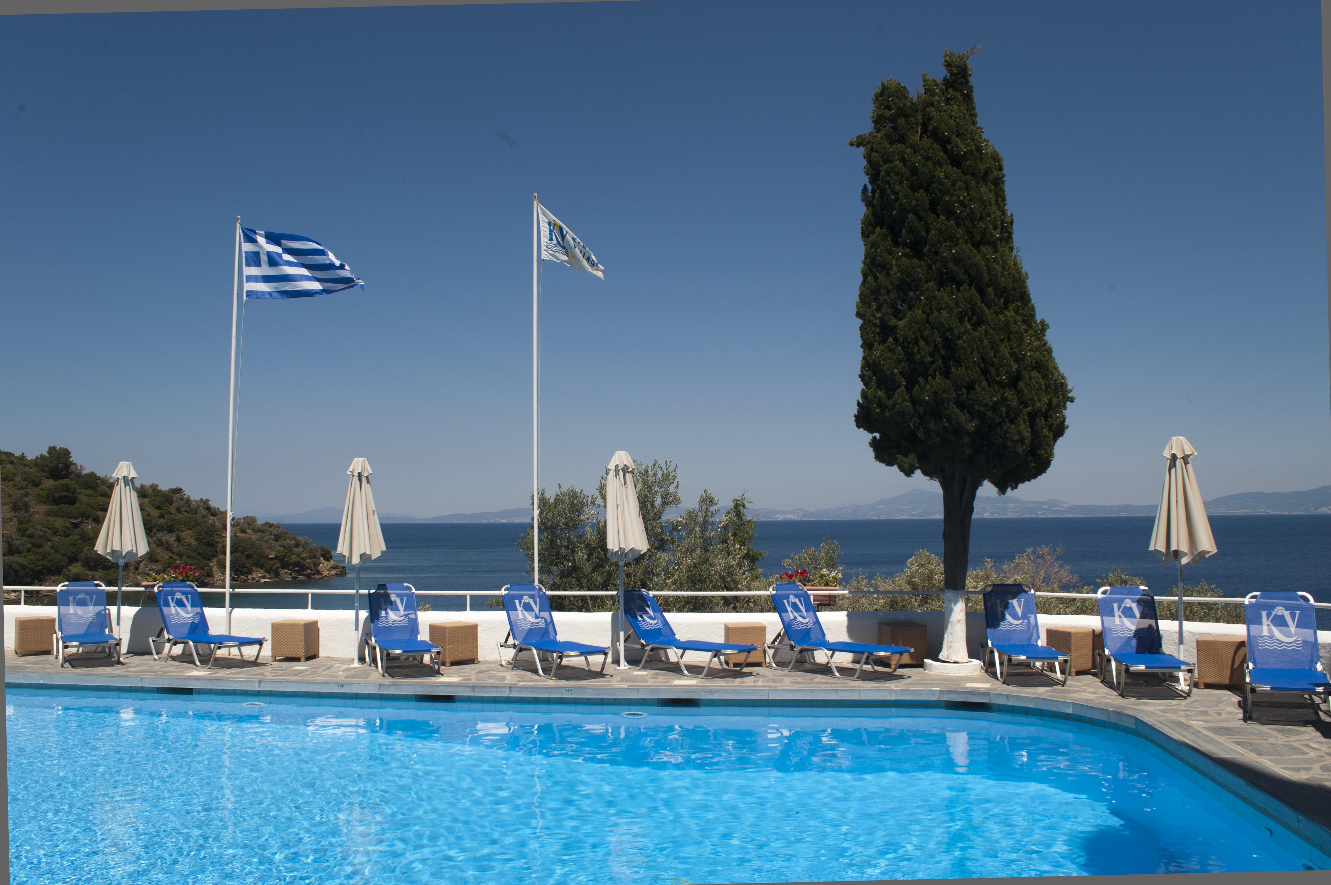Village Hotel 3*